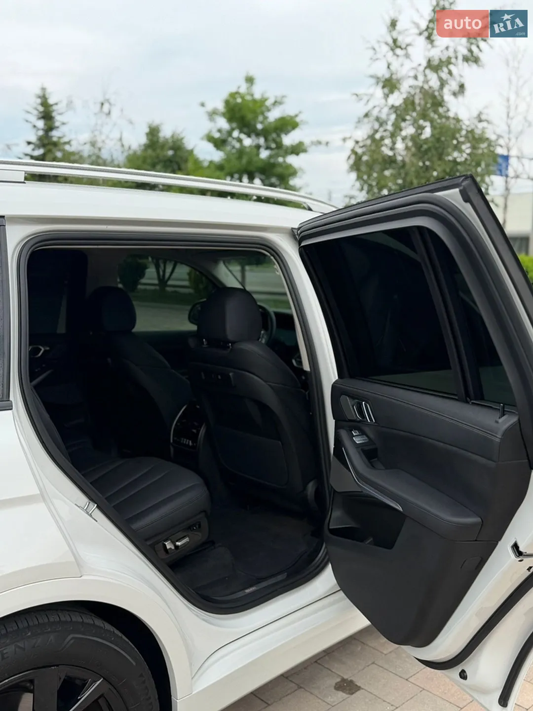 2021 BMW X7 - мініатюра 41