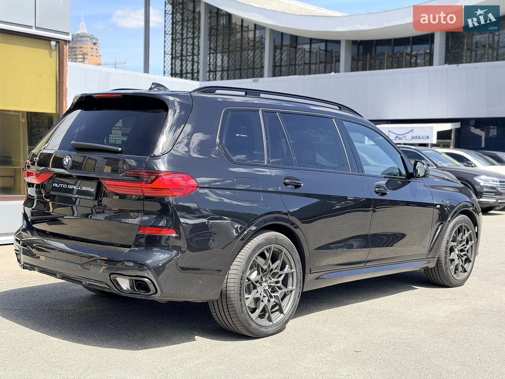 2021 BMW X7 - мініатюра 11