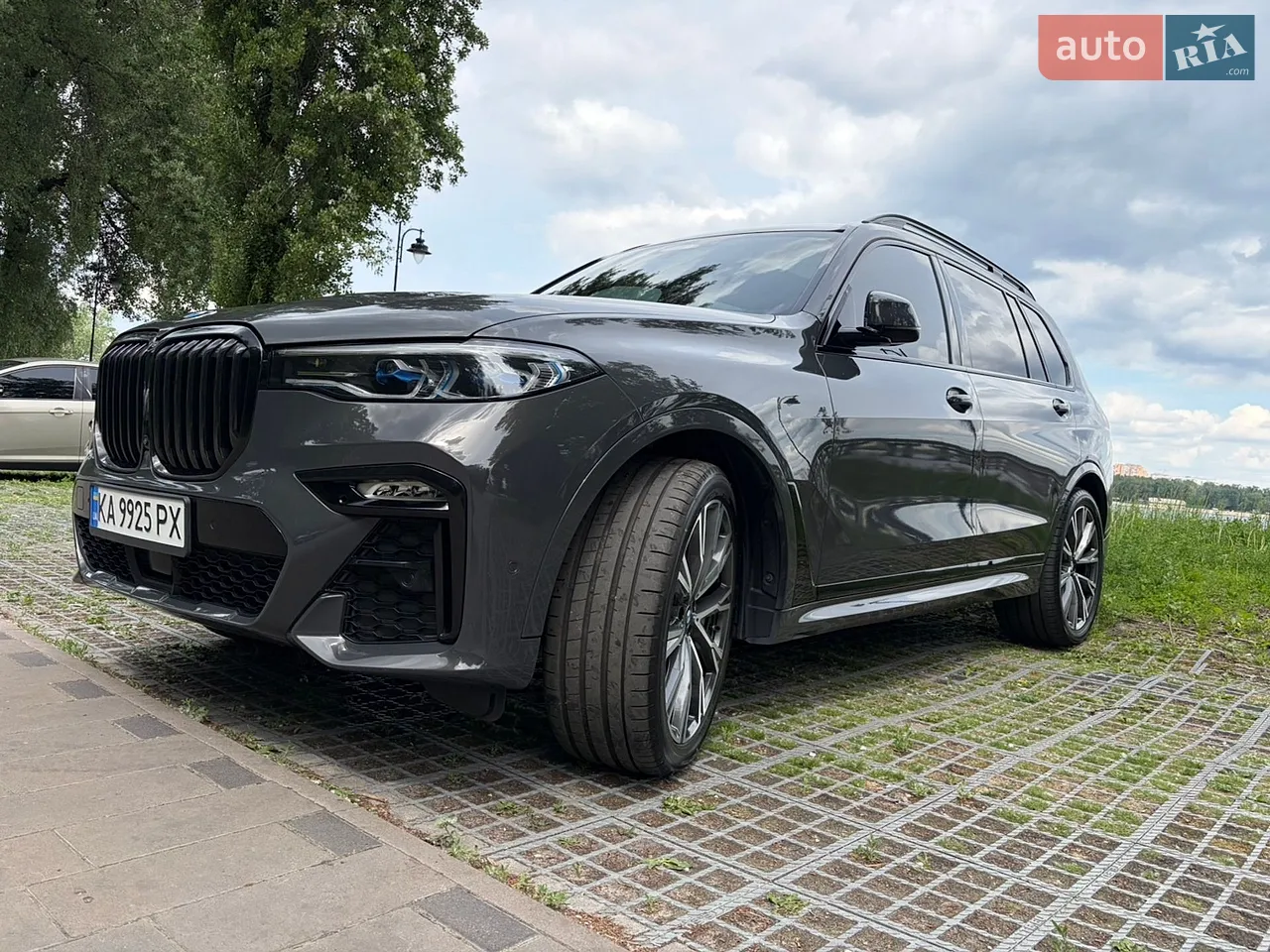 2021 BMW X7 - мініатюра 8
