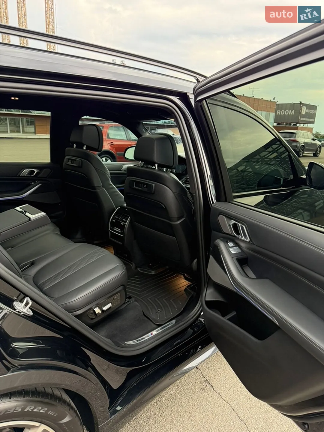 2021 BMW X7 - мініатюра 37