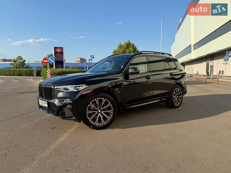 BMW X7 2021