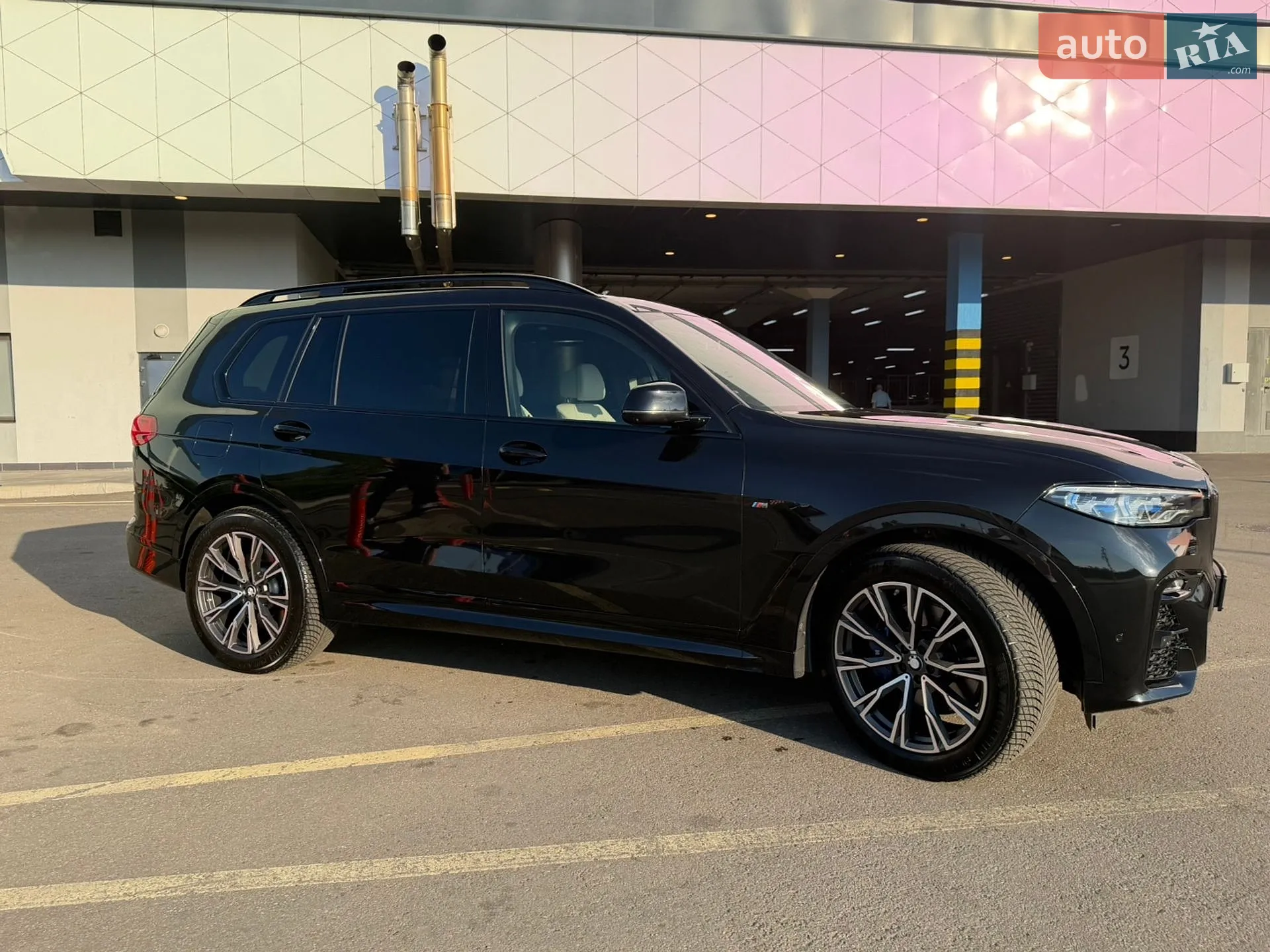 2021 BMW X7 - мініатюра 9