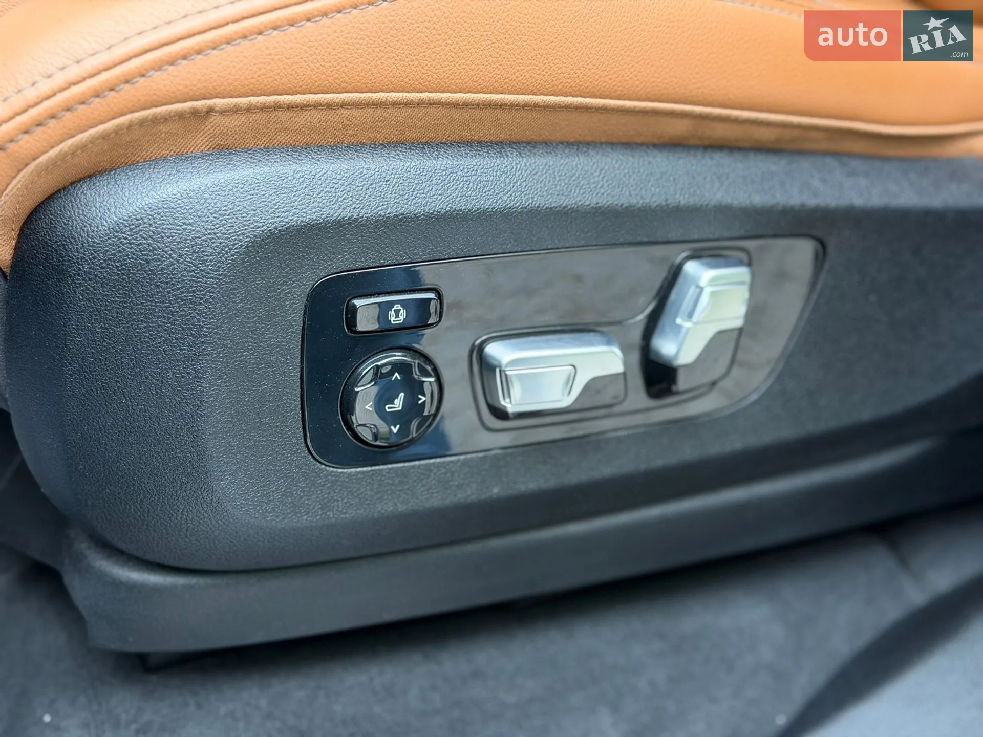 2019 BMW X7 - мініатюра 14