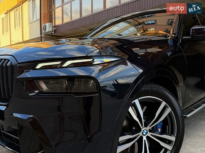 BMW X7 2025