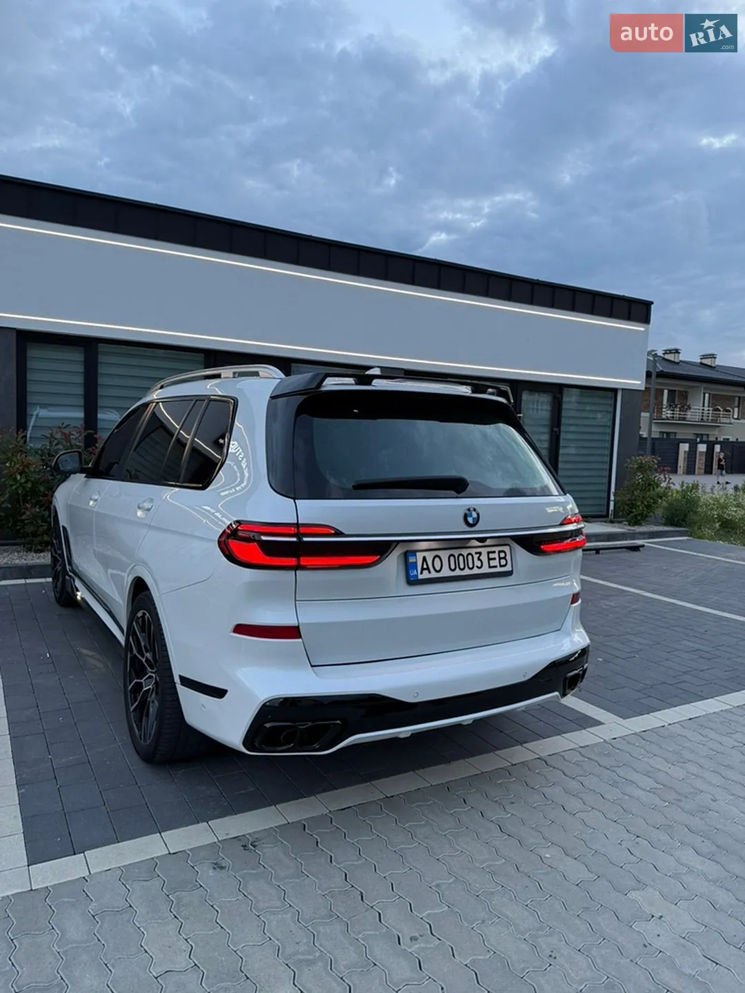 2020 BMW X7 - мініатюра 11