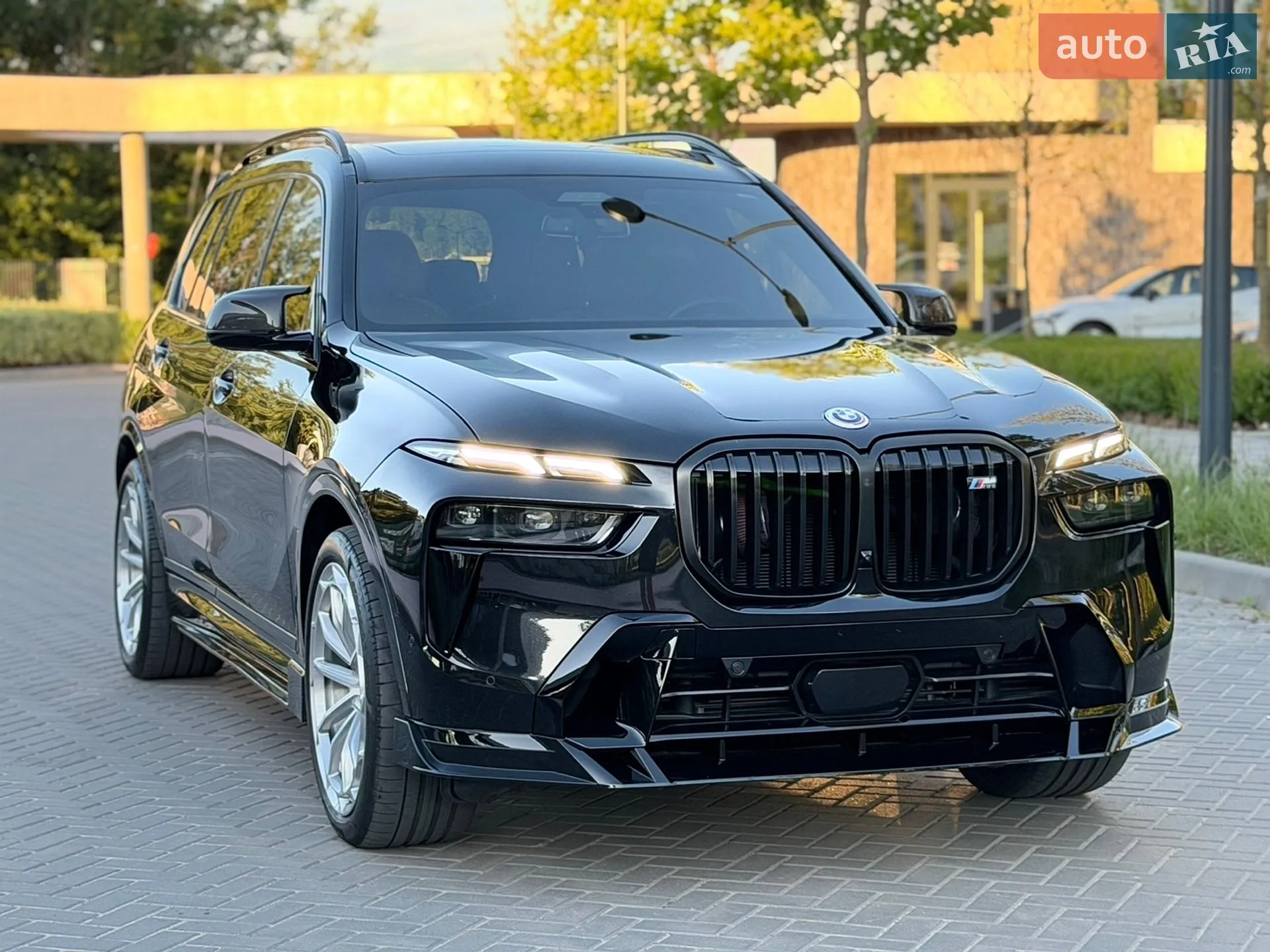 2022 BMW X7 - мініатюра 18