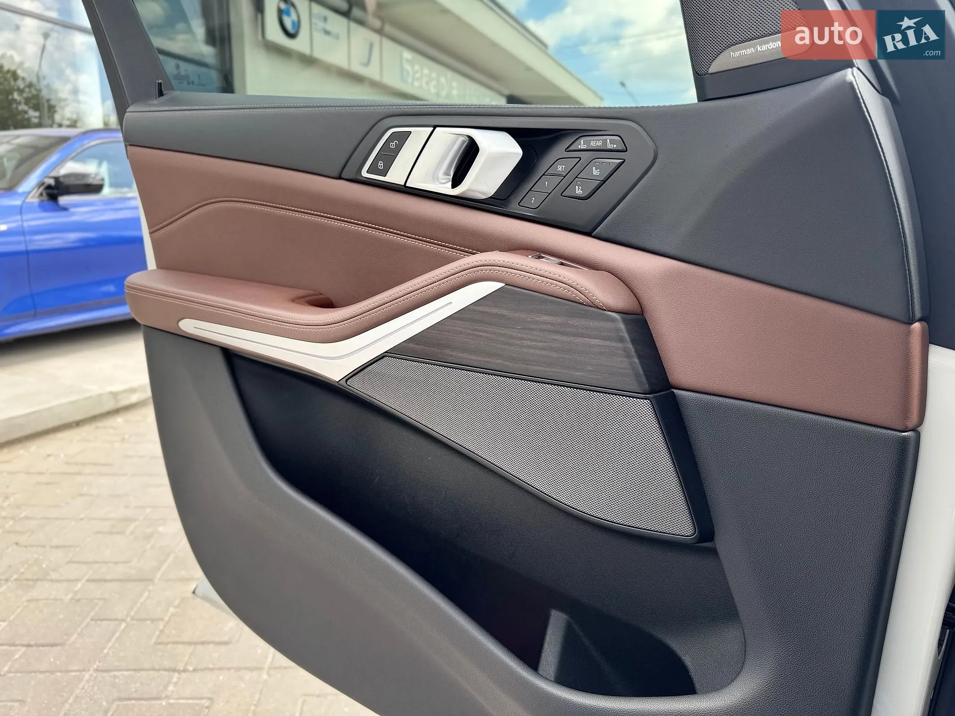 2023 BMW X7 - мініатюра 25