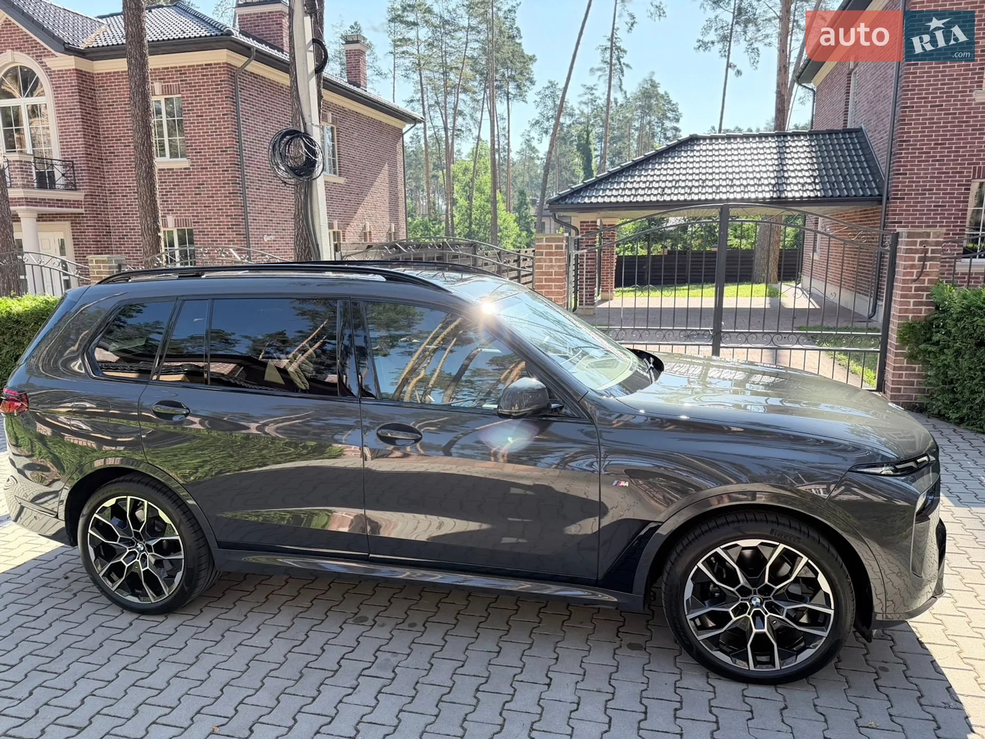 2025 BMW X7 - мініатюра 11
