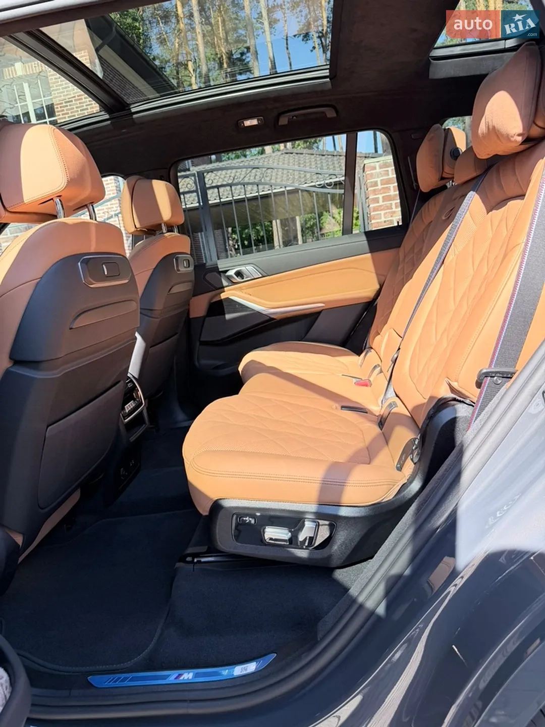 2025 BMW X7 - мініатюра 31