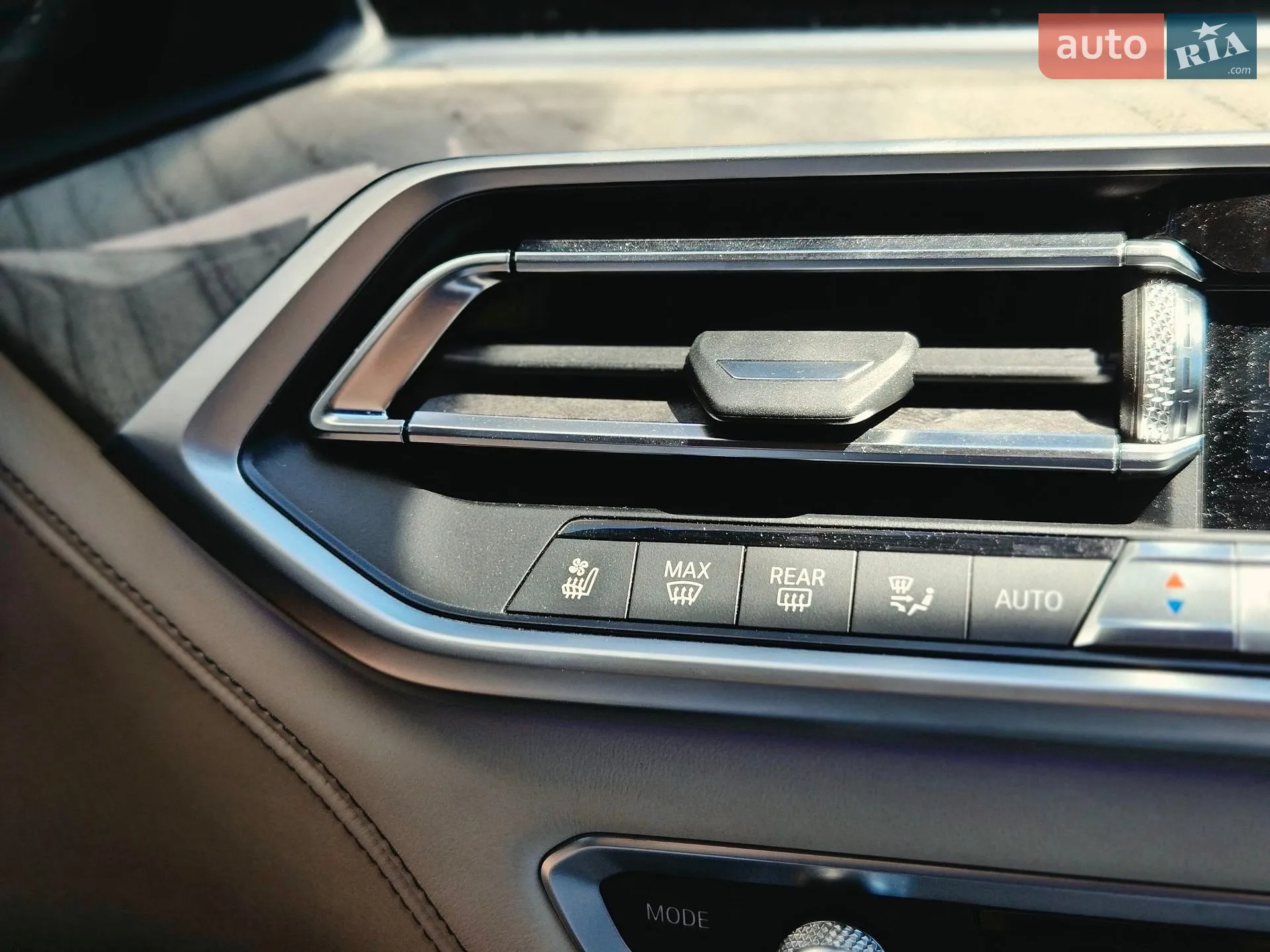 2019 BMW X7 - мініатюра 39
