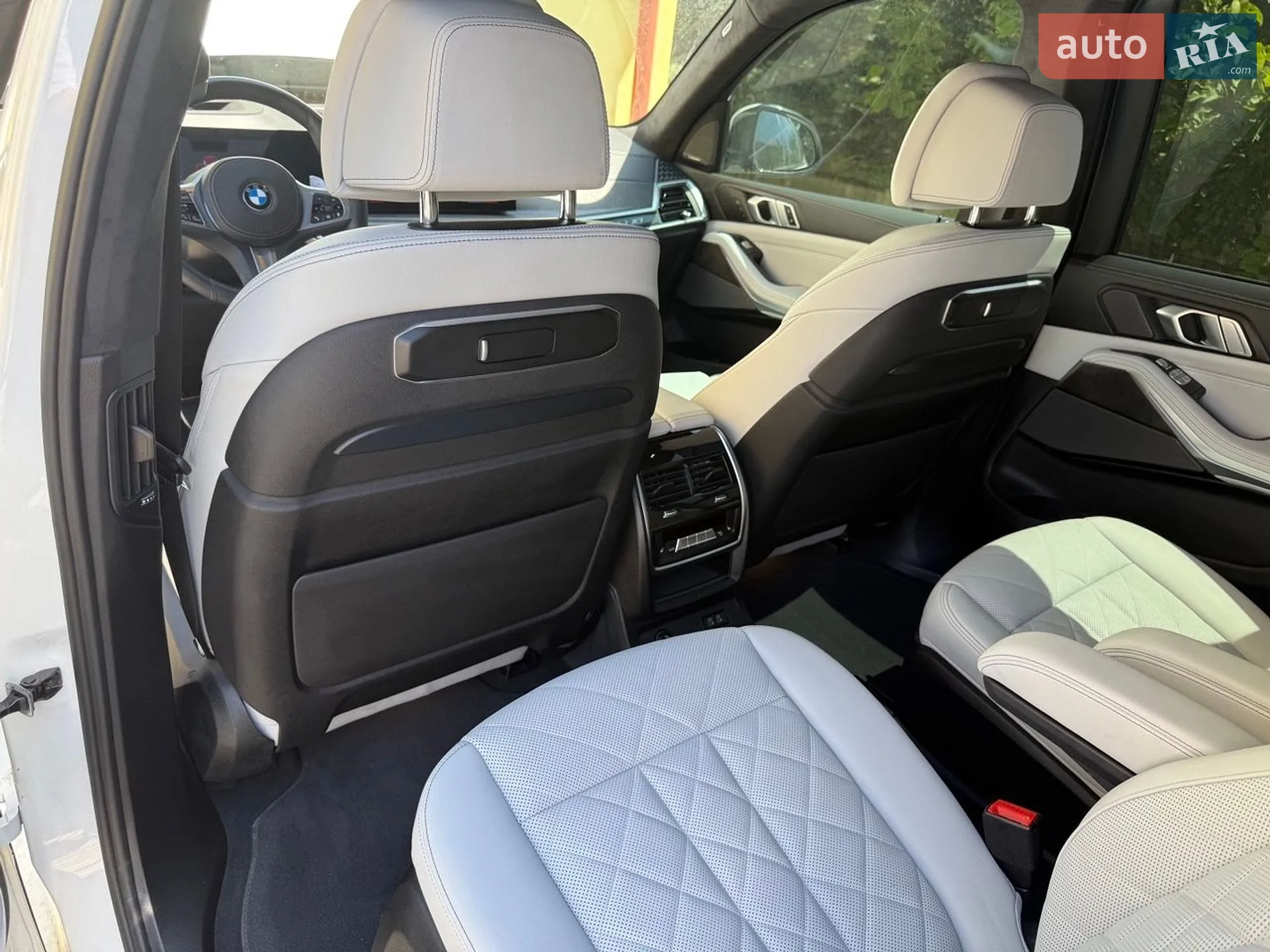 2024 BMW X7 - мініатюра 20