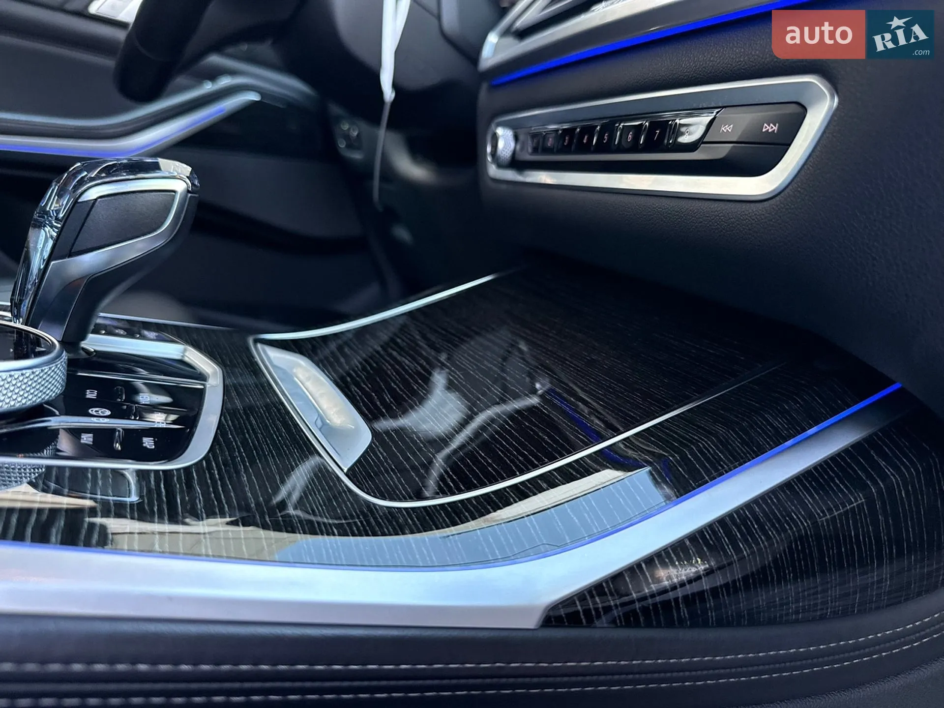 2020 BMW X7 - мініатюра 28