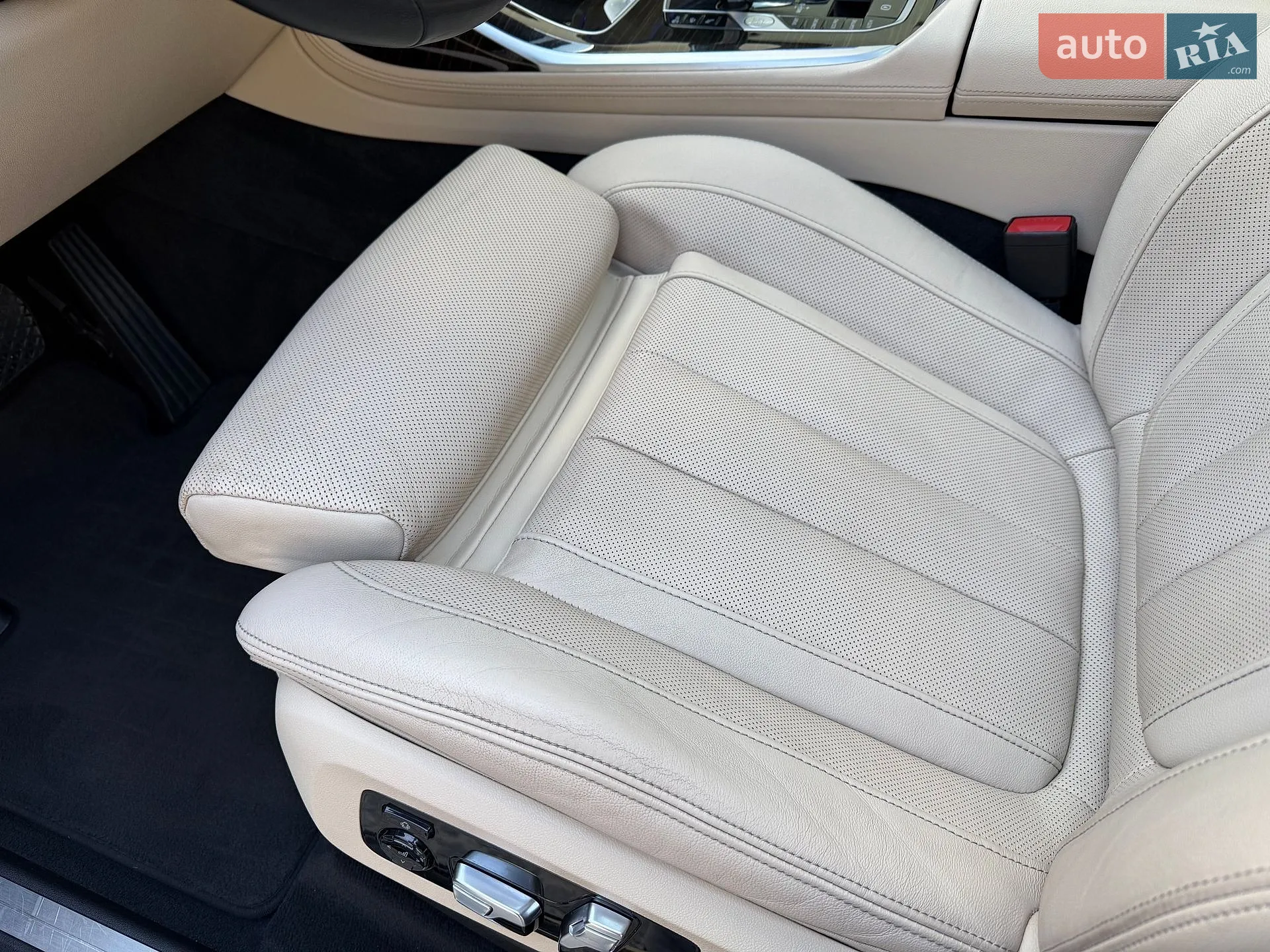 2021 BMW X7 - мініатюра 120