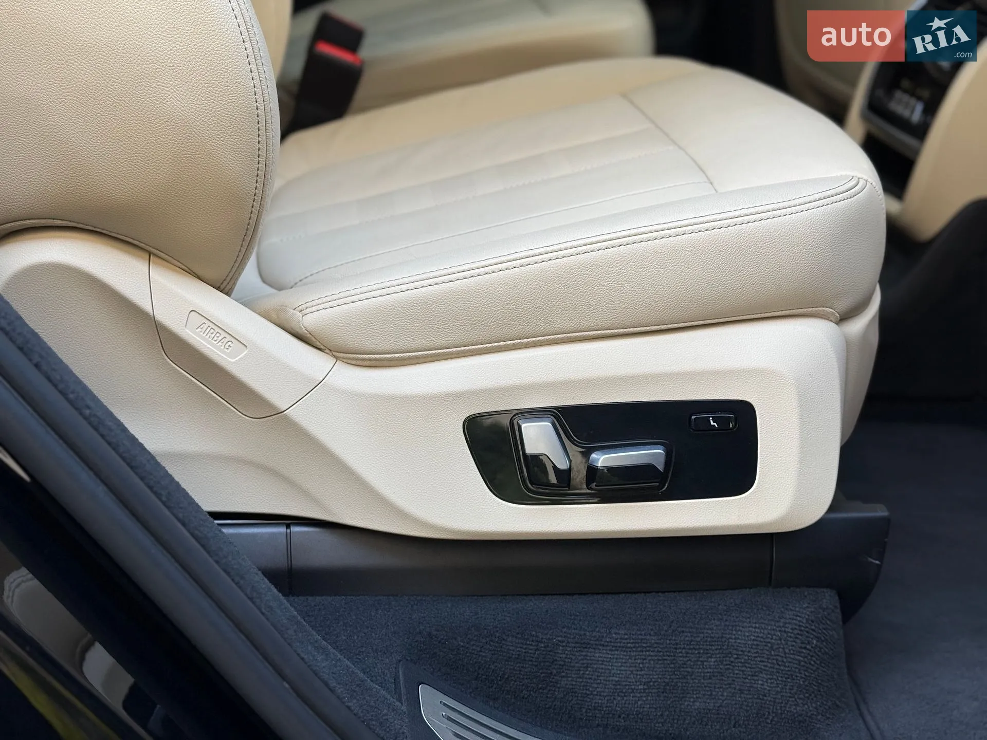 2021 BMW X7 - мініатюра 143