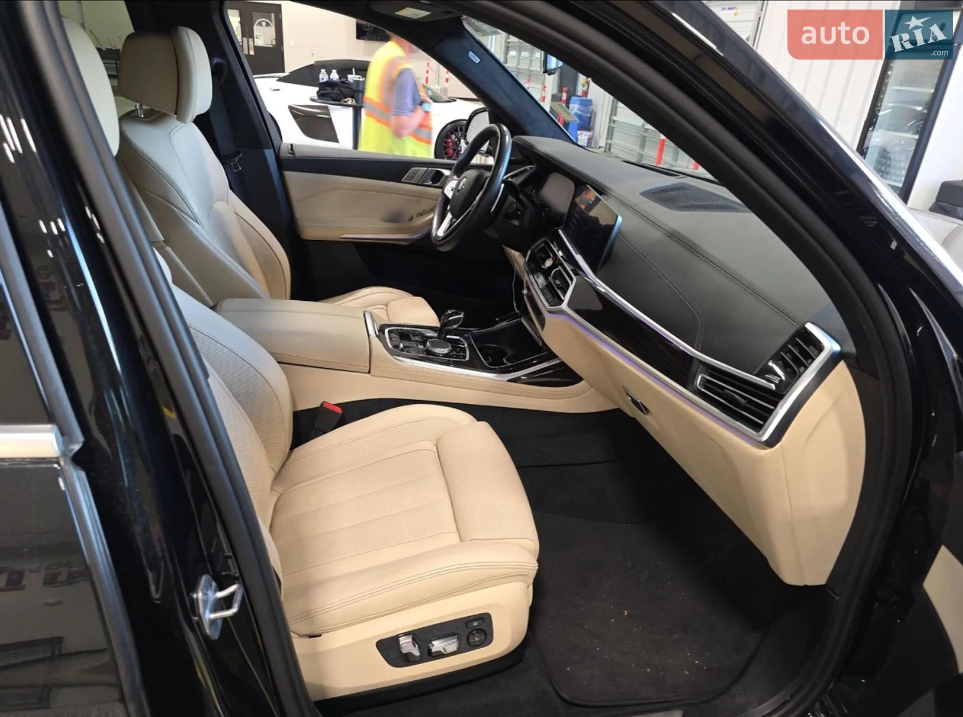 2021 BMW X7 - мініатюра 5