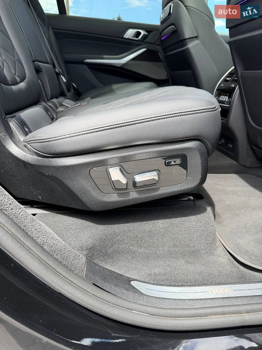 2023 BMW X7 - мініатюра 44
