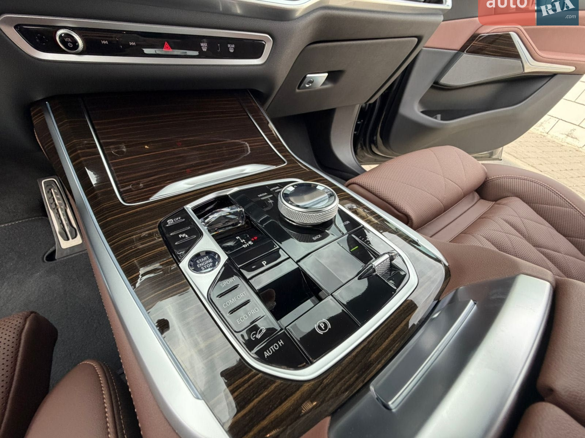2023 BMW X7 - мініатюра 4