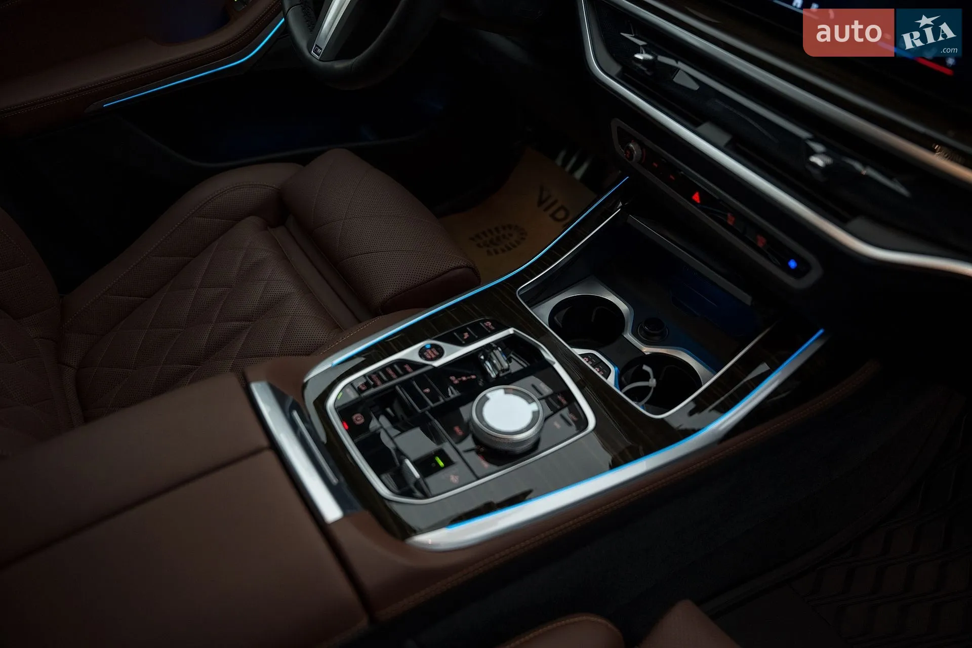 2024 BMW X7 - мініатюра 39