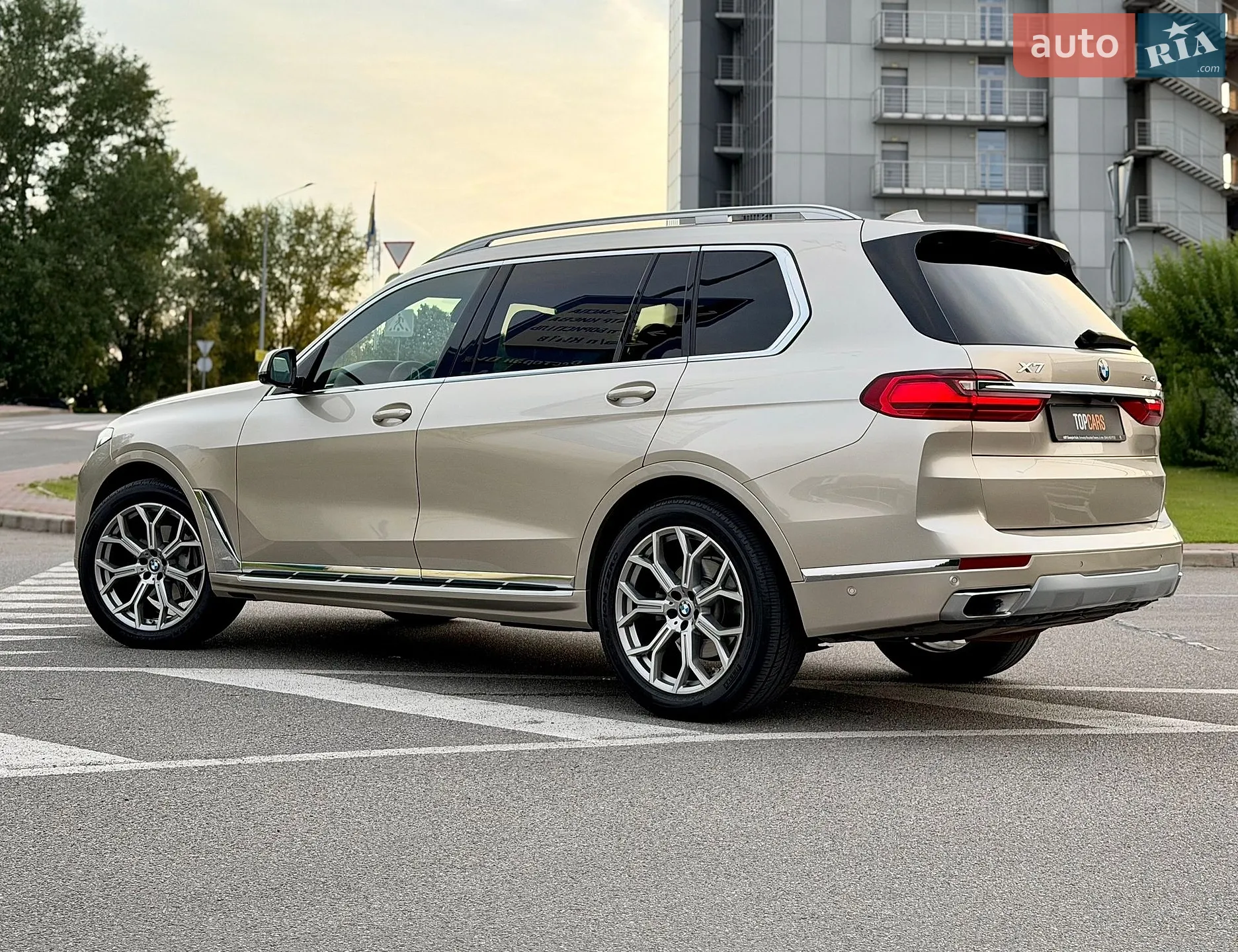 2019 BMW X7 - мініатюра 8