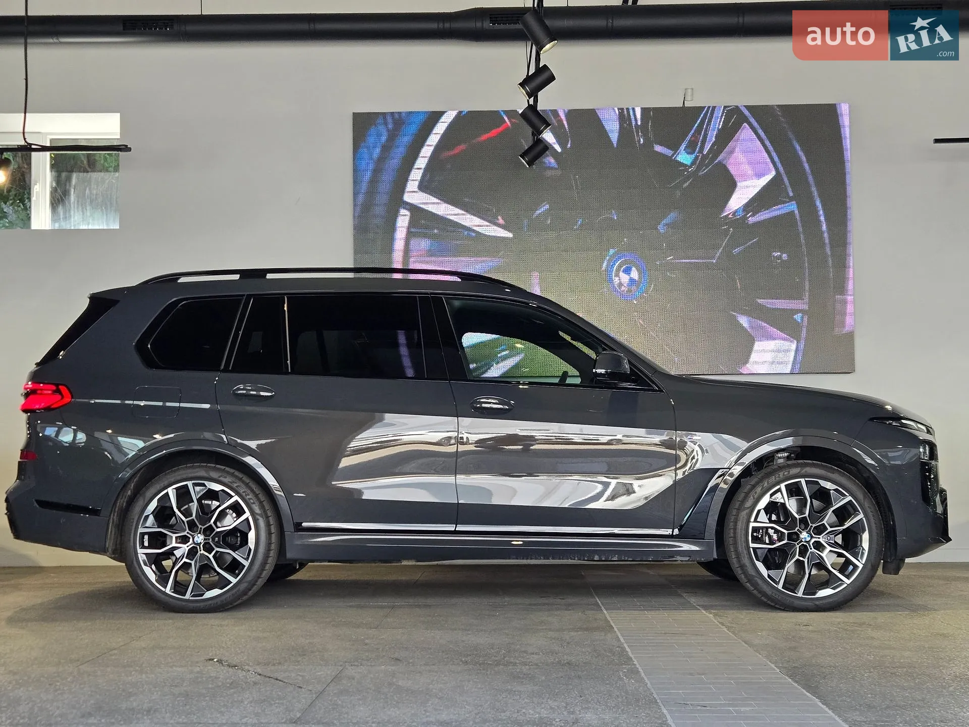2025 BMW X7 - мініатюра 2
