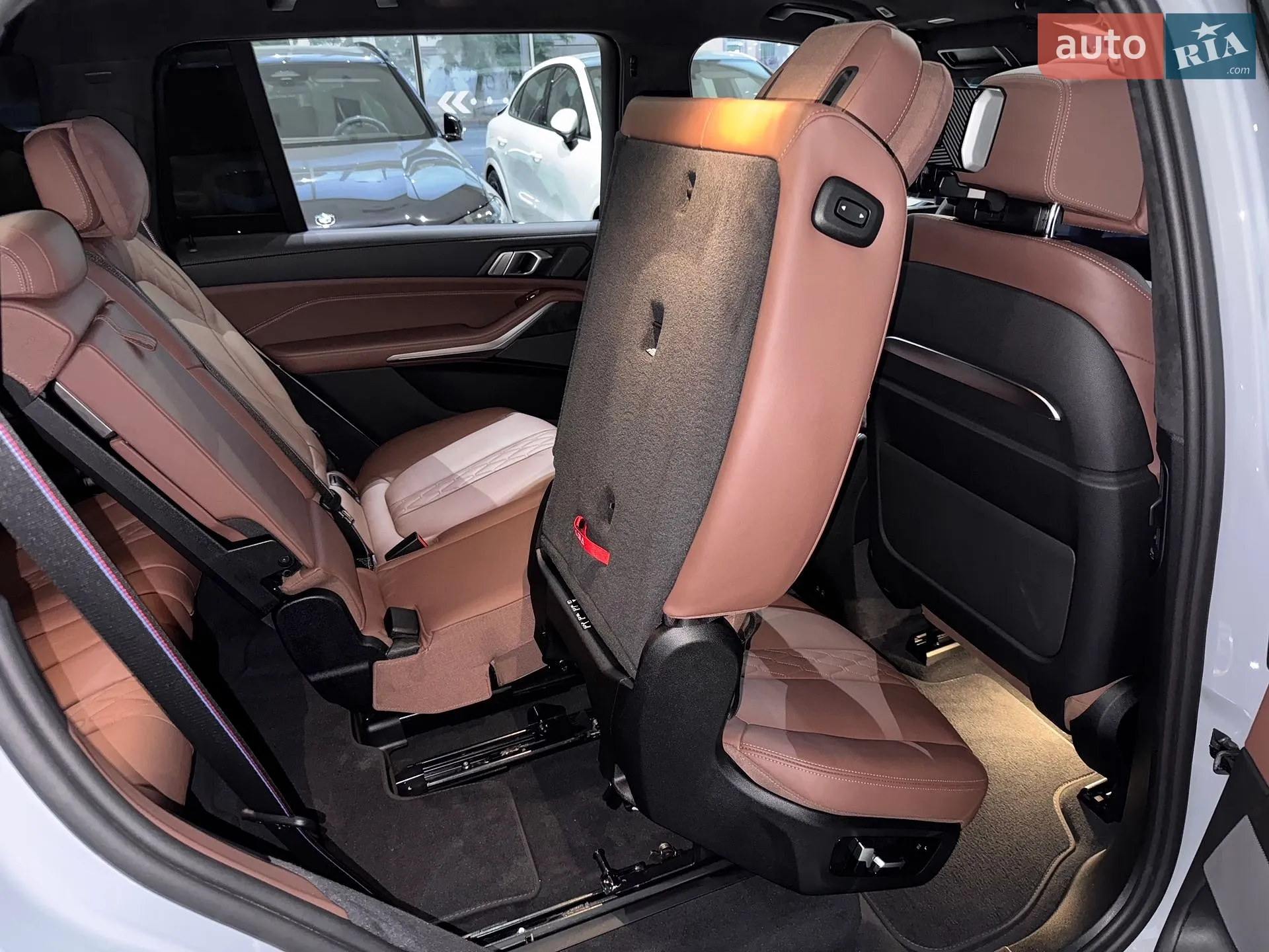 2023 BMW X7 - мініатюра 102