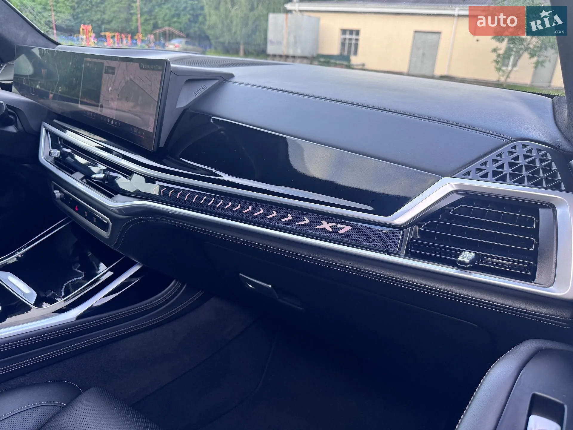 2023 BMW X7 - мініатюра 54