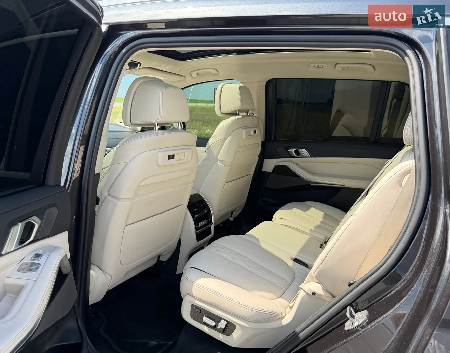 2020 BMW X7 - мініатюра 33