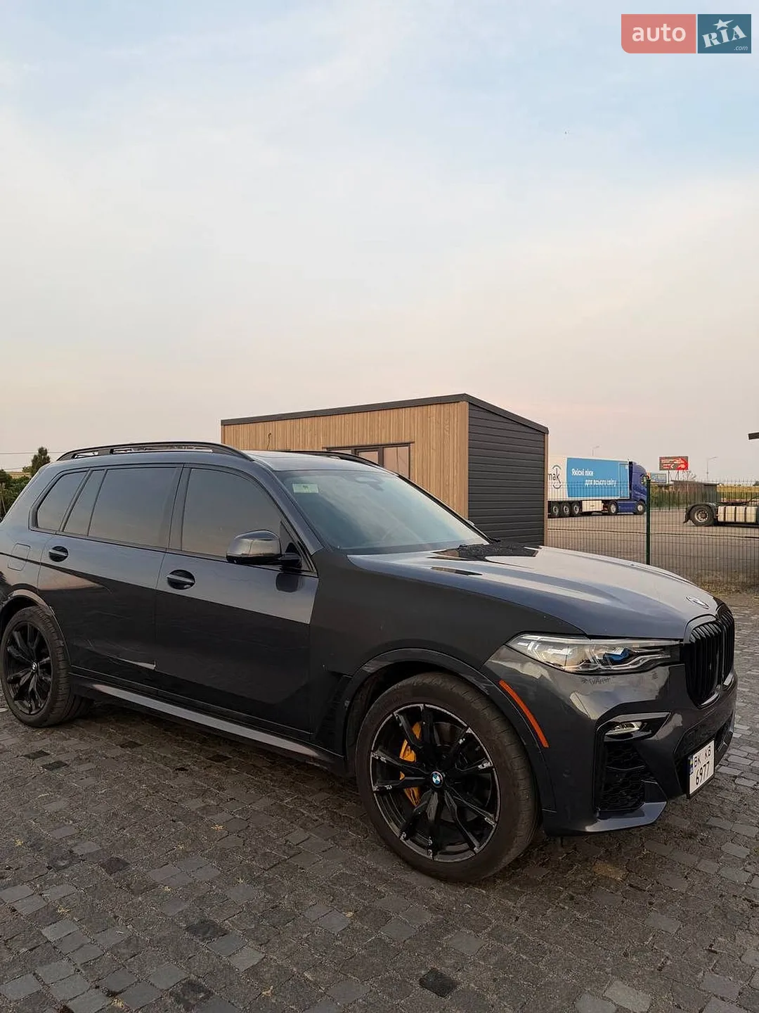 2019 BMW X7 - фото 1