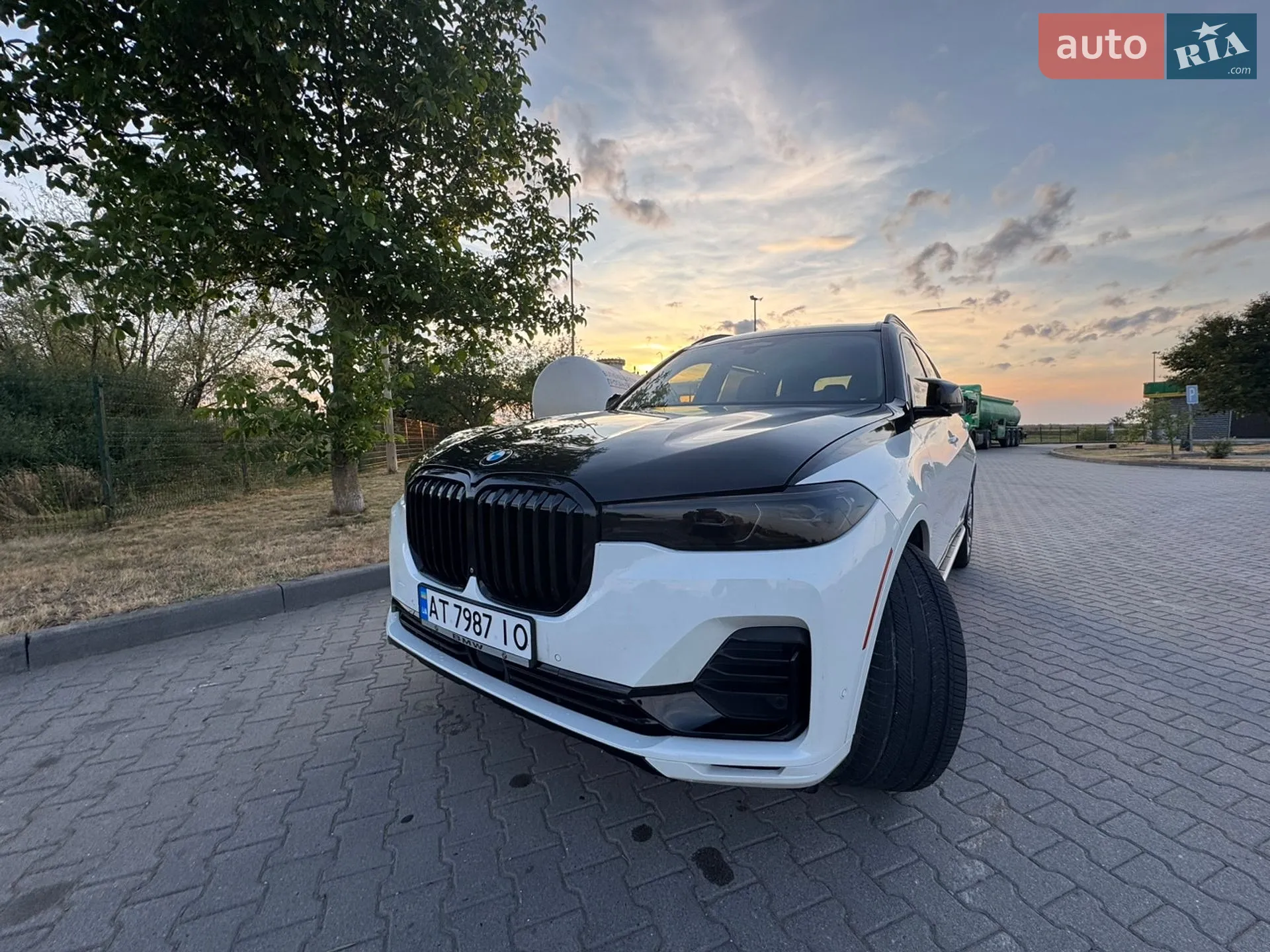 2021 BMW X7 - мініатюра 4