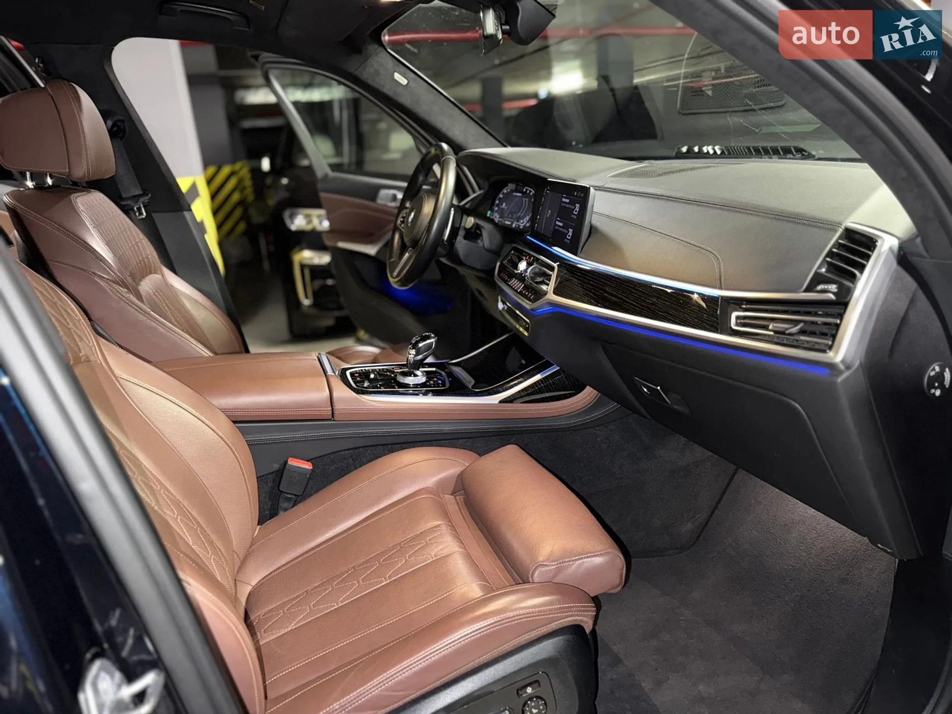 2020 BMW X7 - мініатюра 34