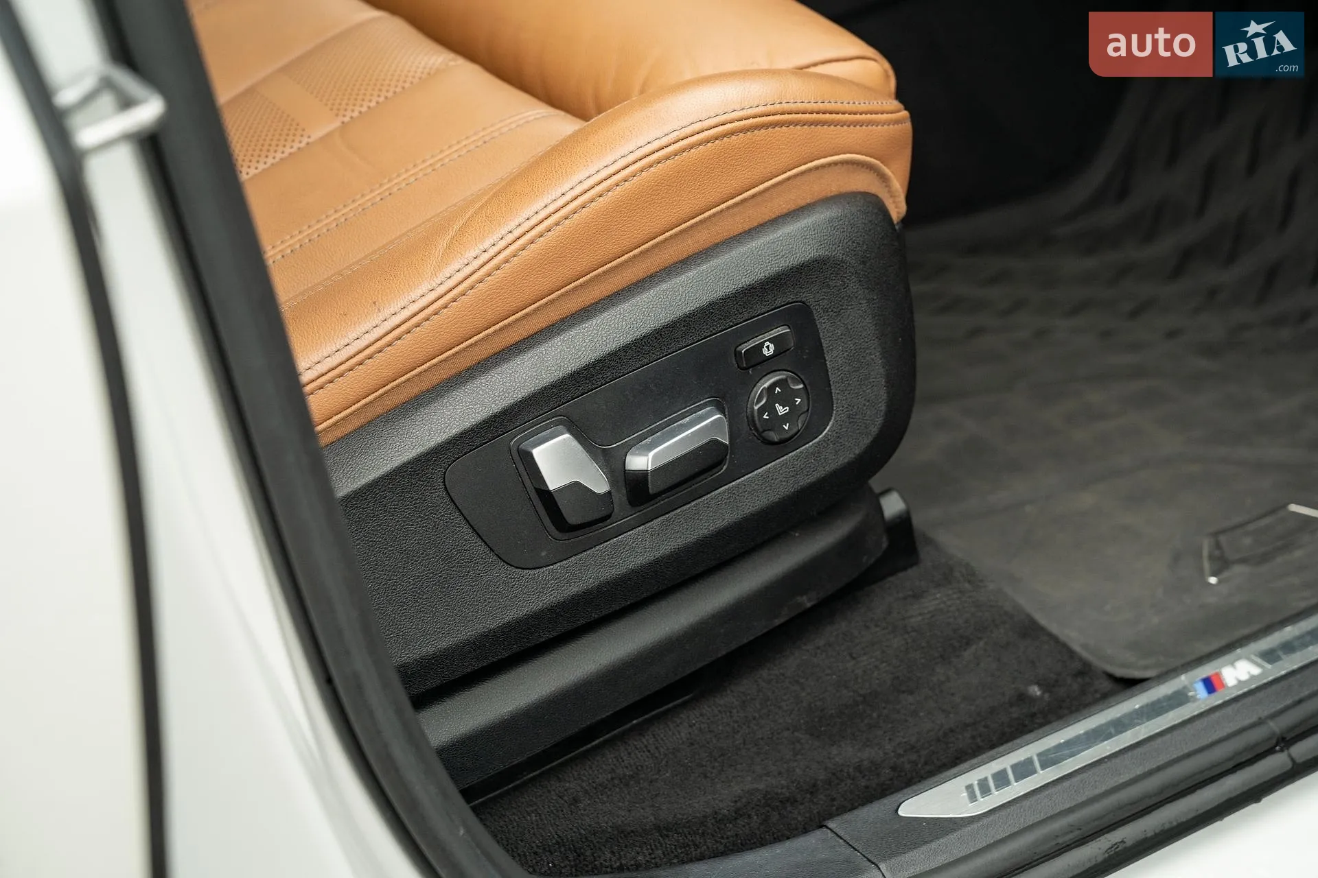 2020 BMW X7 - мініатюра 40