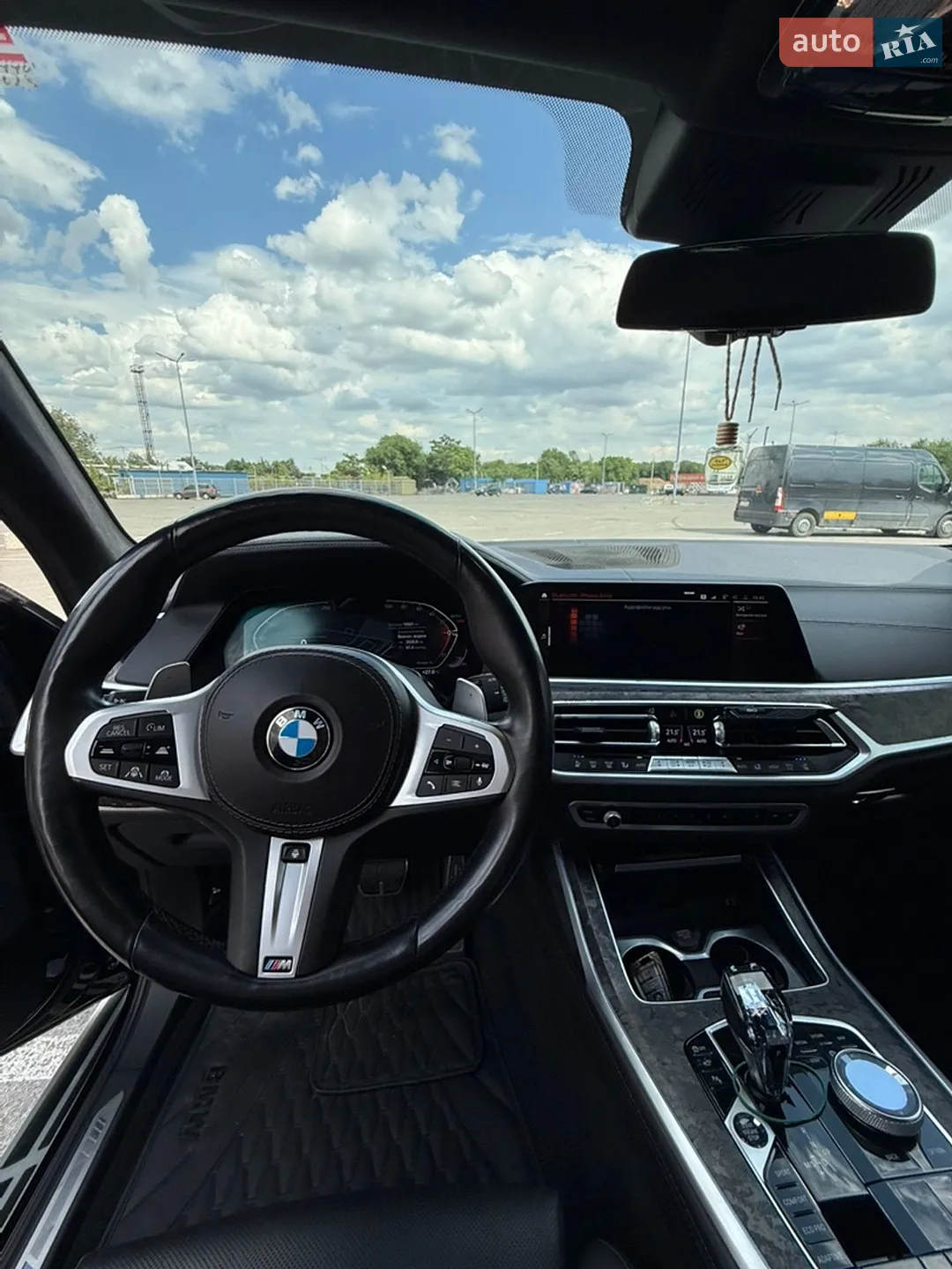 2021 BMW X7 - мініатюра 12