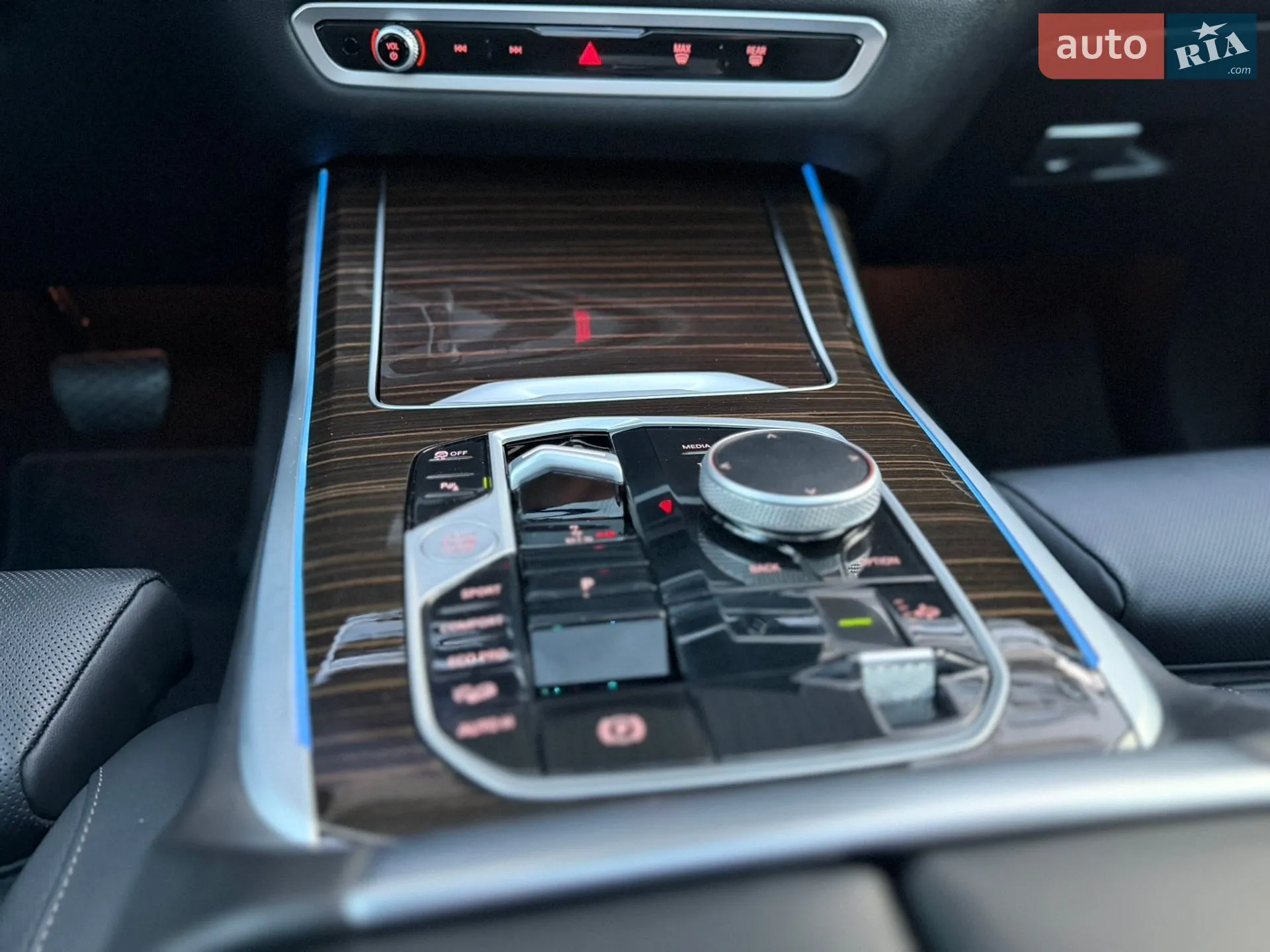 2024 BMW X7 - мініатюра 129