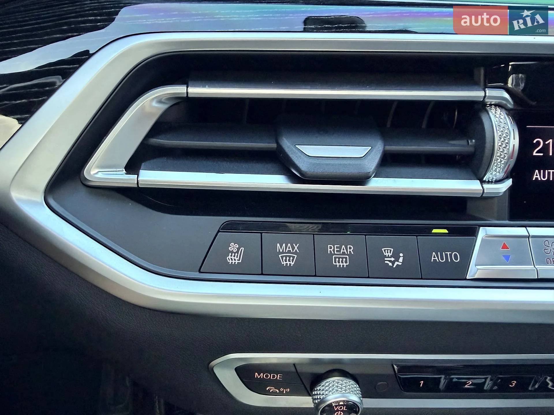 2020 BMW X7 - мініатюра 38