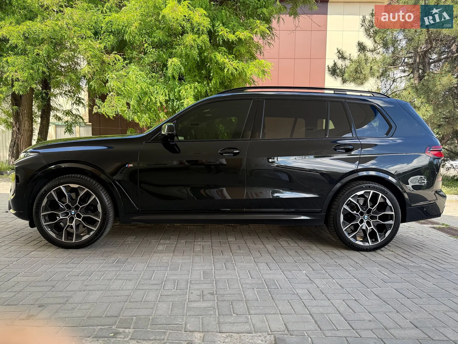 2023 BMW X7 - мініатюра 21