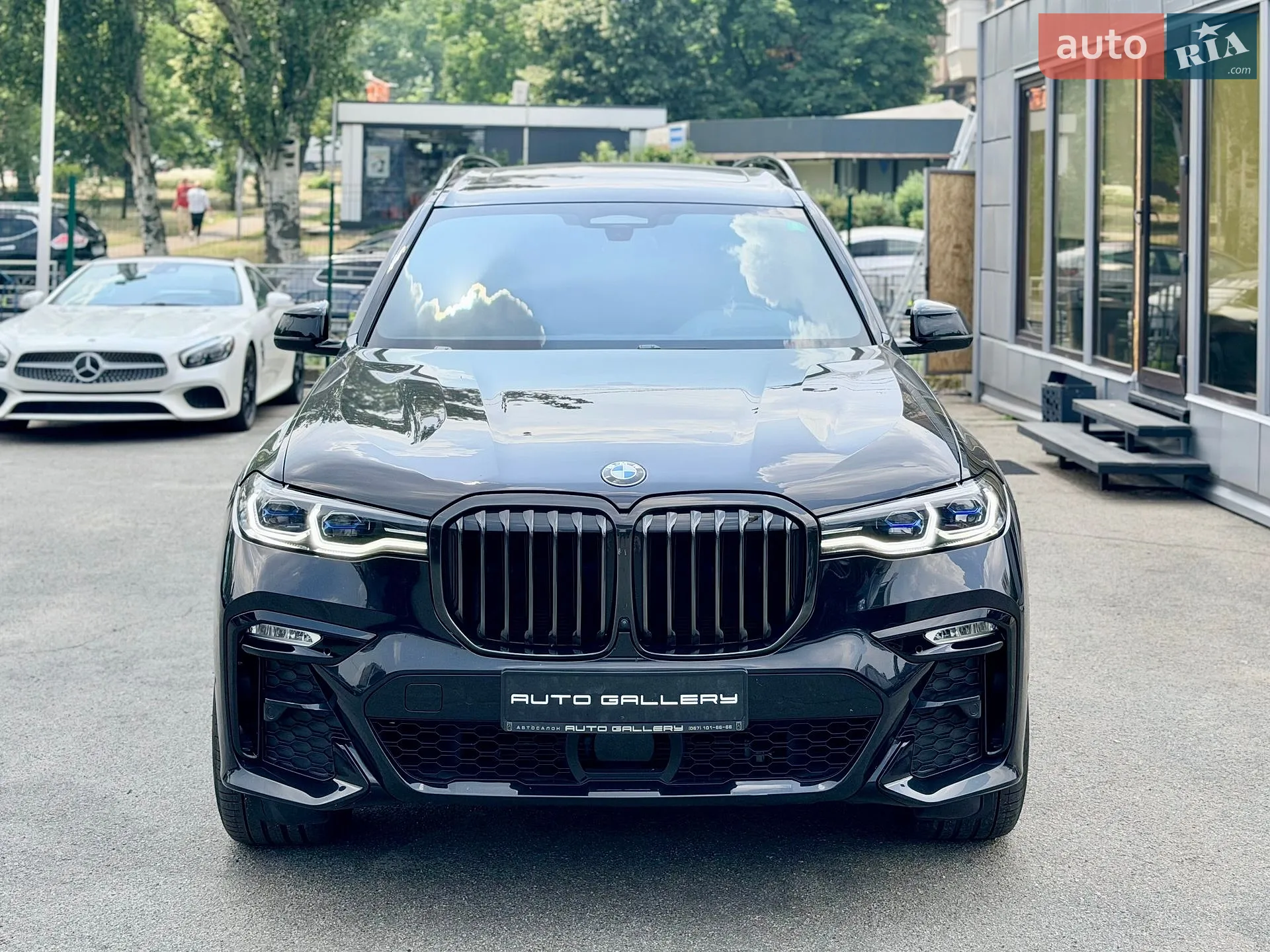 2021 BMW X7 - мініатюра 2