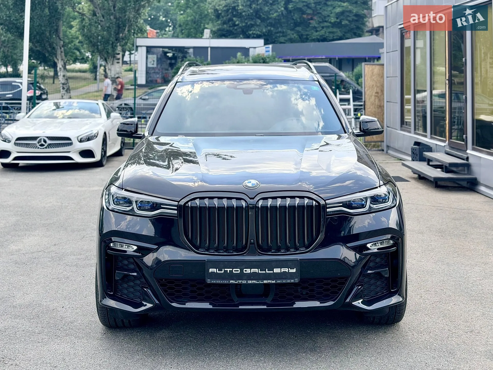 2021 BMW X7 - мініатюра 4