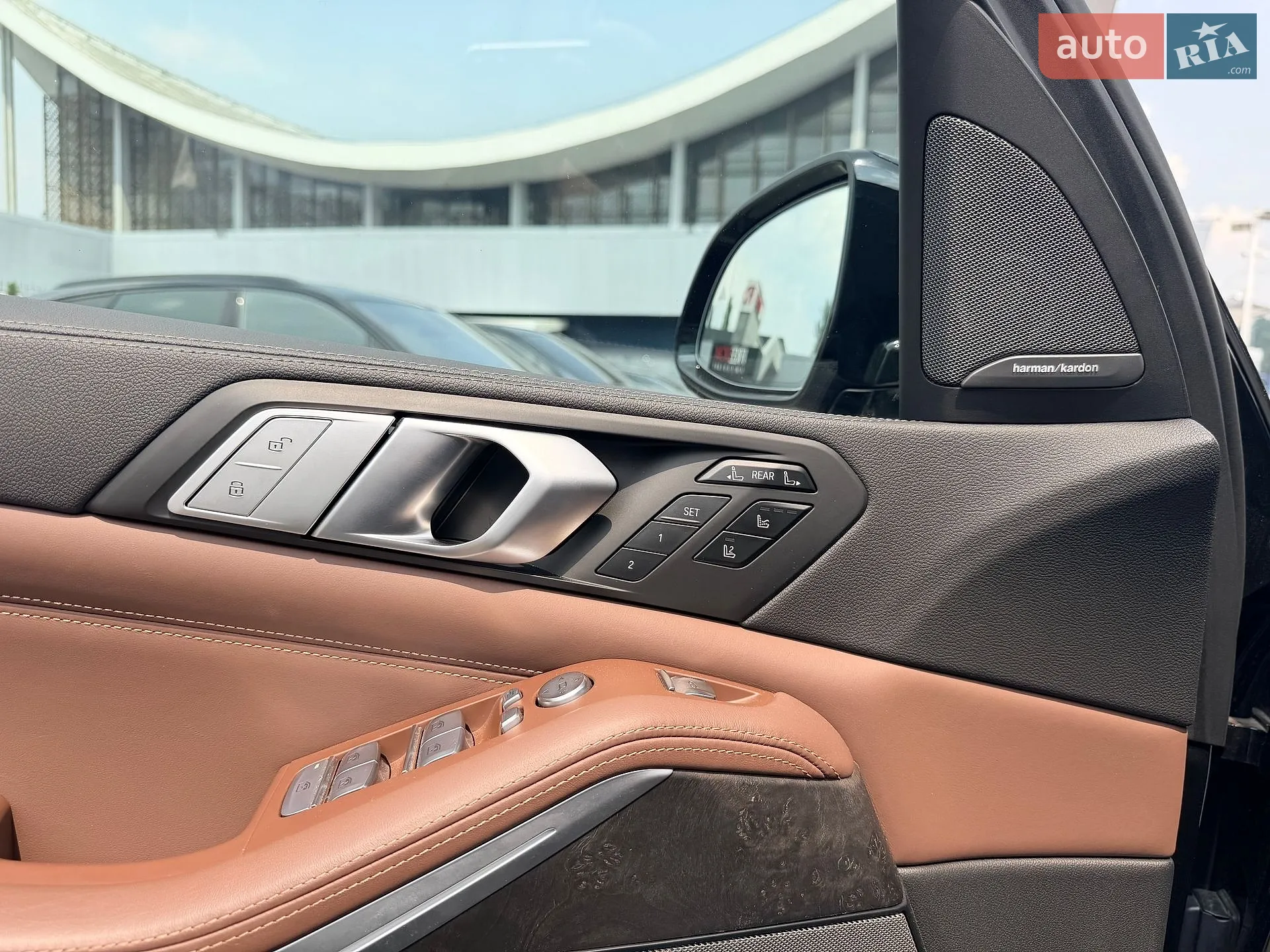 2021 BMW X7 - мініатюра 17