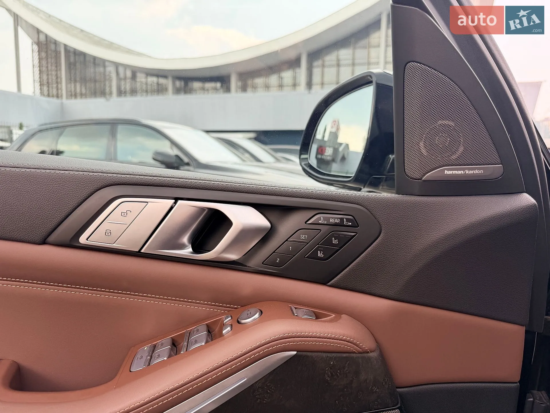 2021 BMW X7 - мініатюра 19