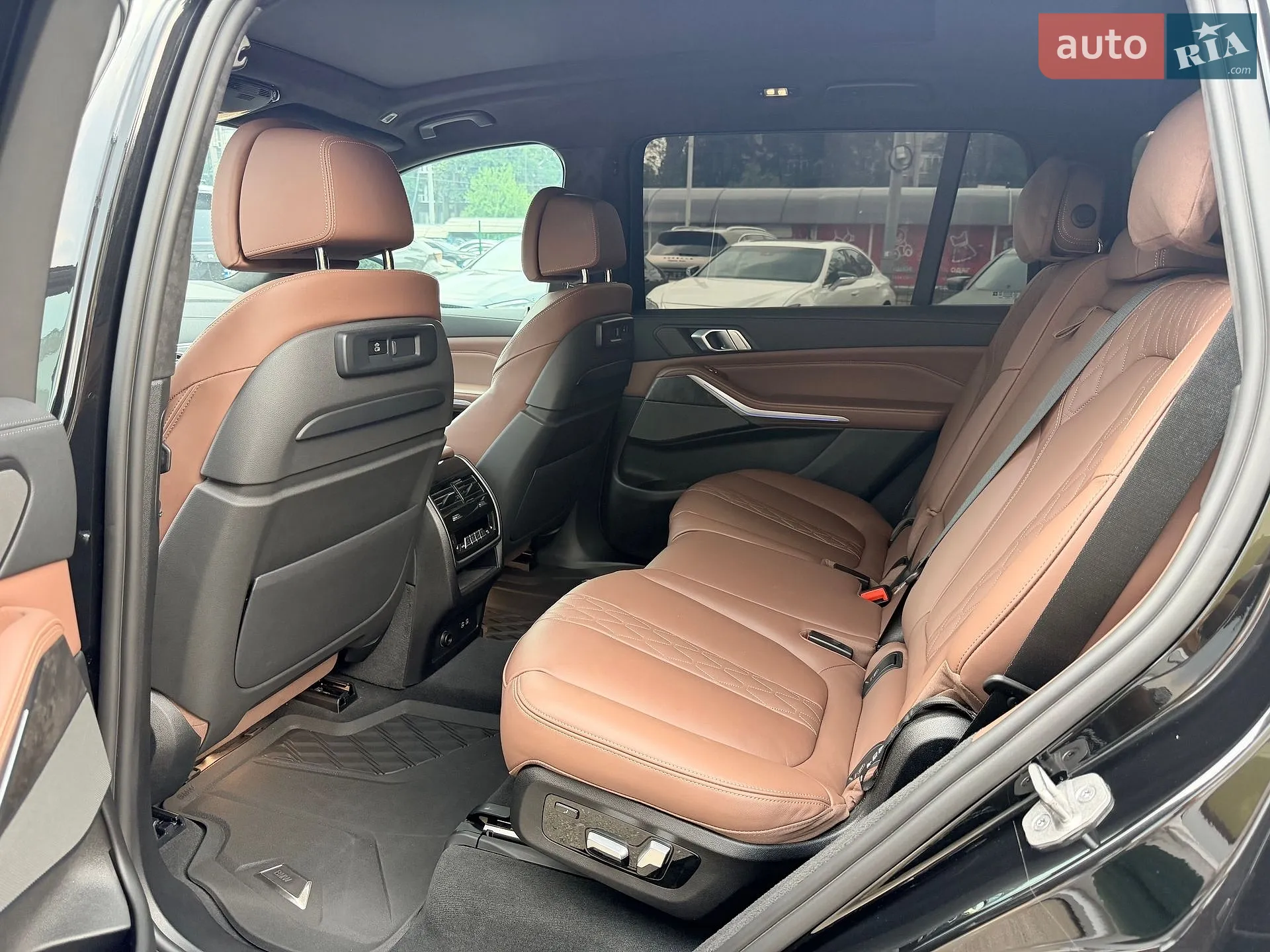 2021 BMW X7 - мініатюра 24