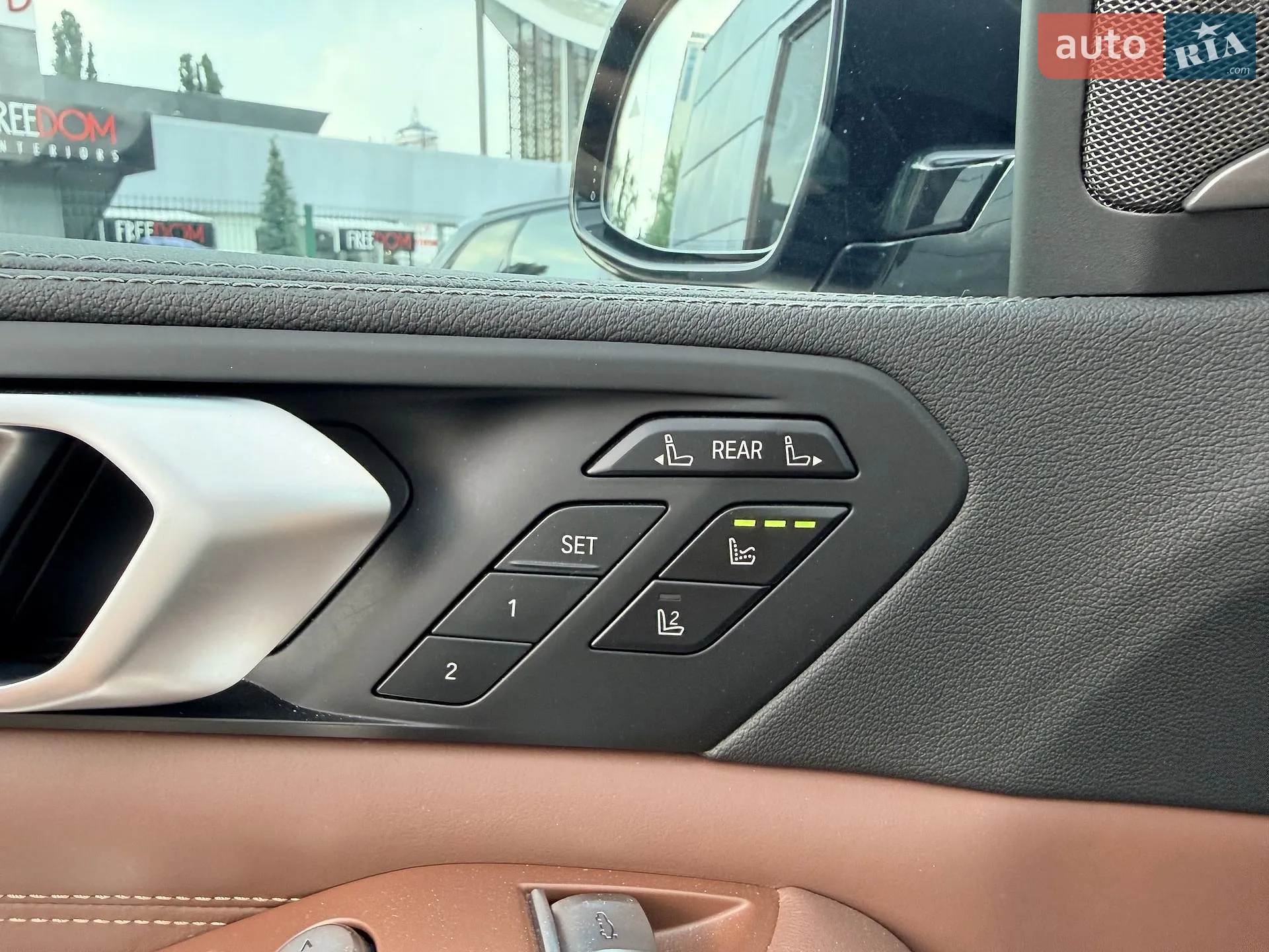 2021 BMW X7 - мініатюра 35