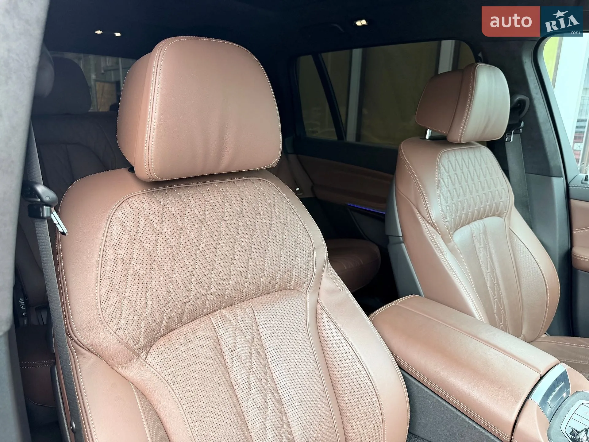 2021 BMW X7 - мініатюра 37