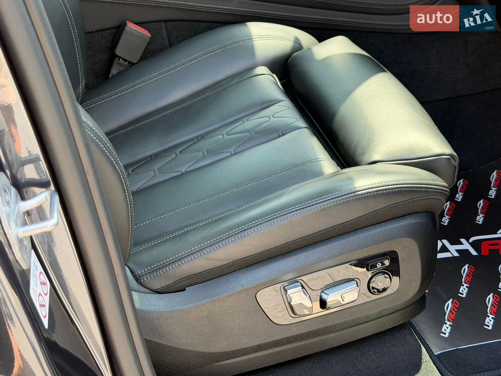 2020 BMW X7 - мініатюра 51