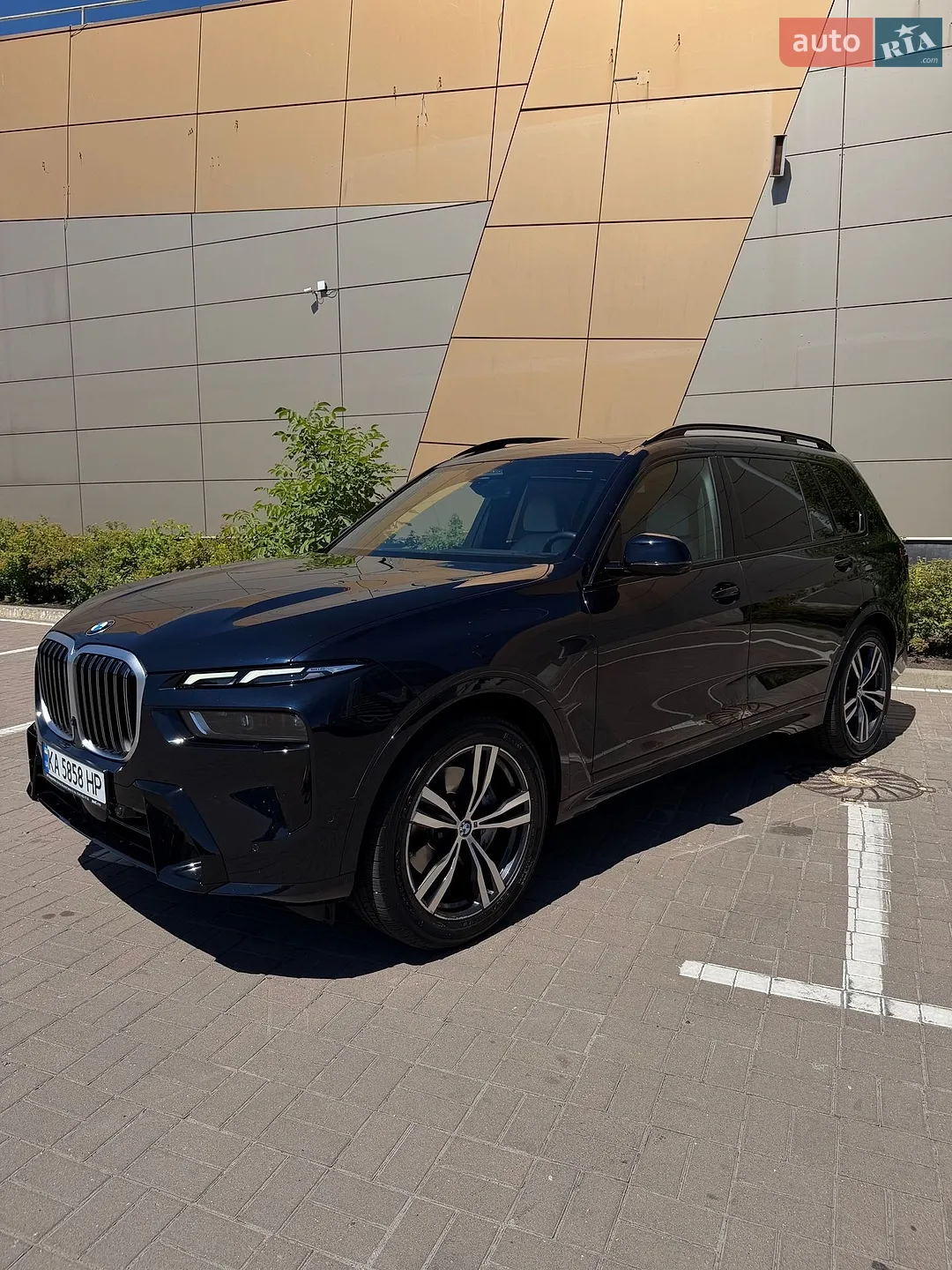 2023 BMW X7 - мініатюра 7