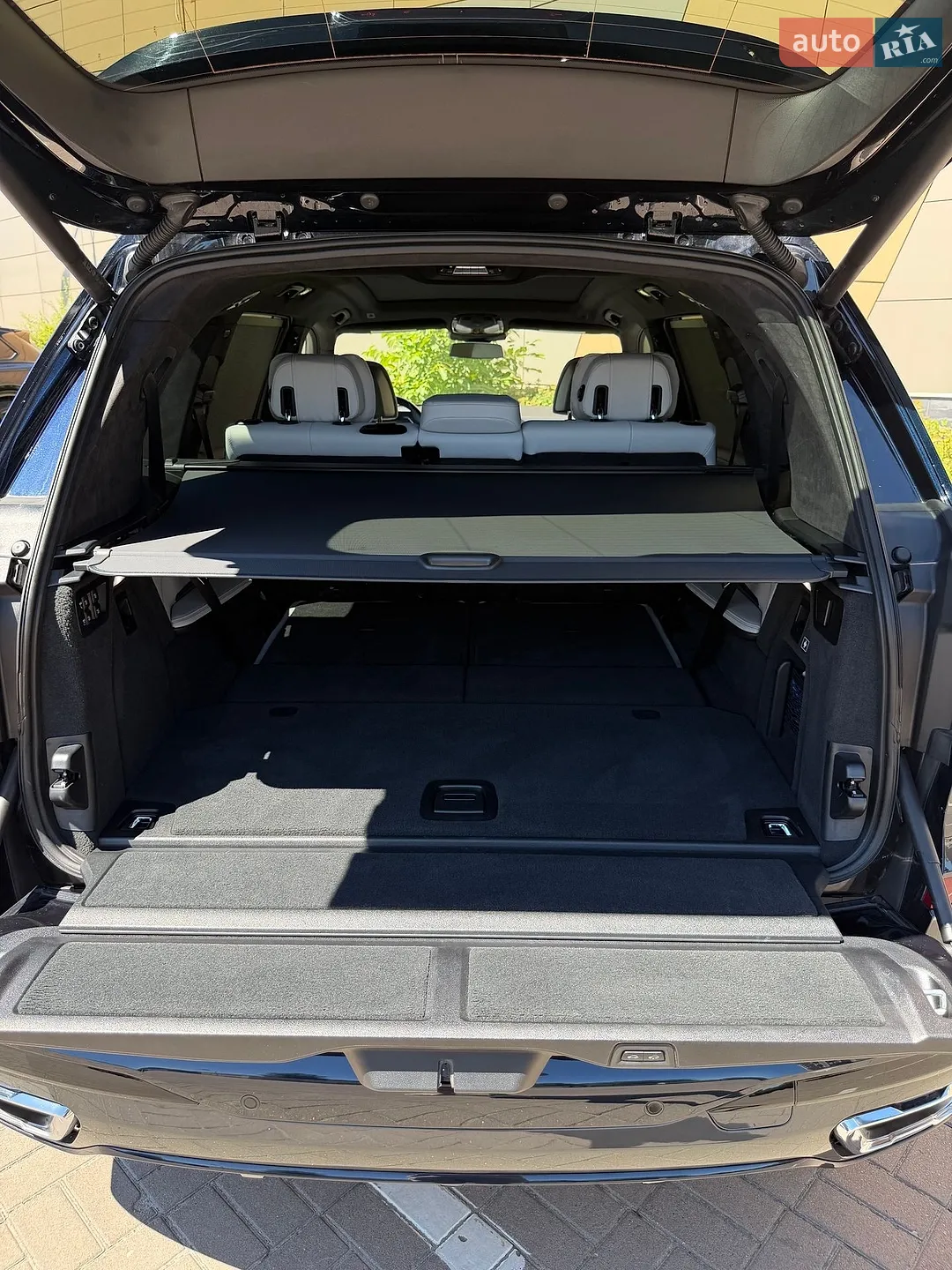 2023 BMW X7 - мініатюра 28