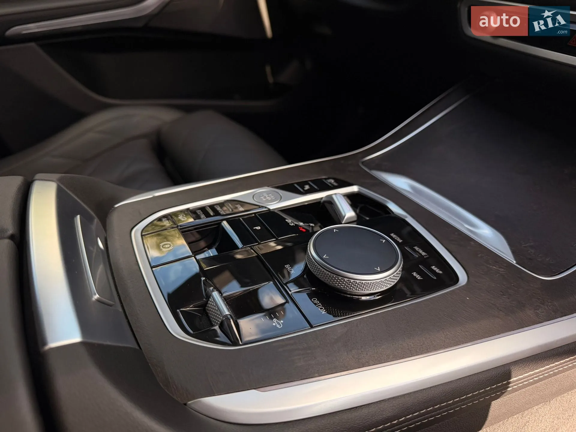 2022 BMW X7 - мініатюра 25