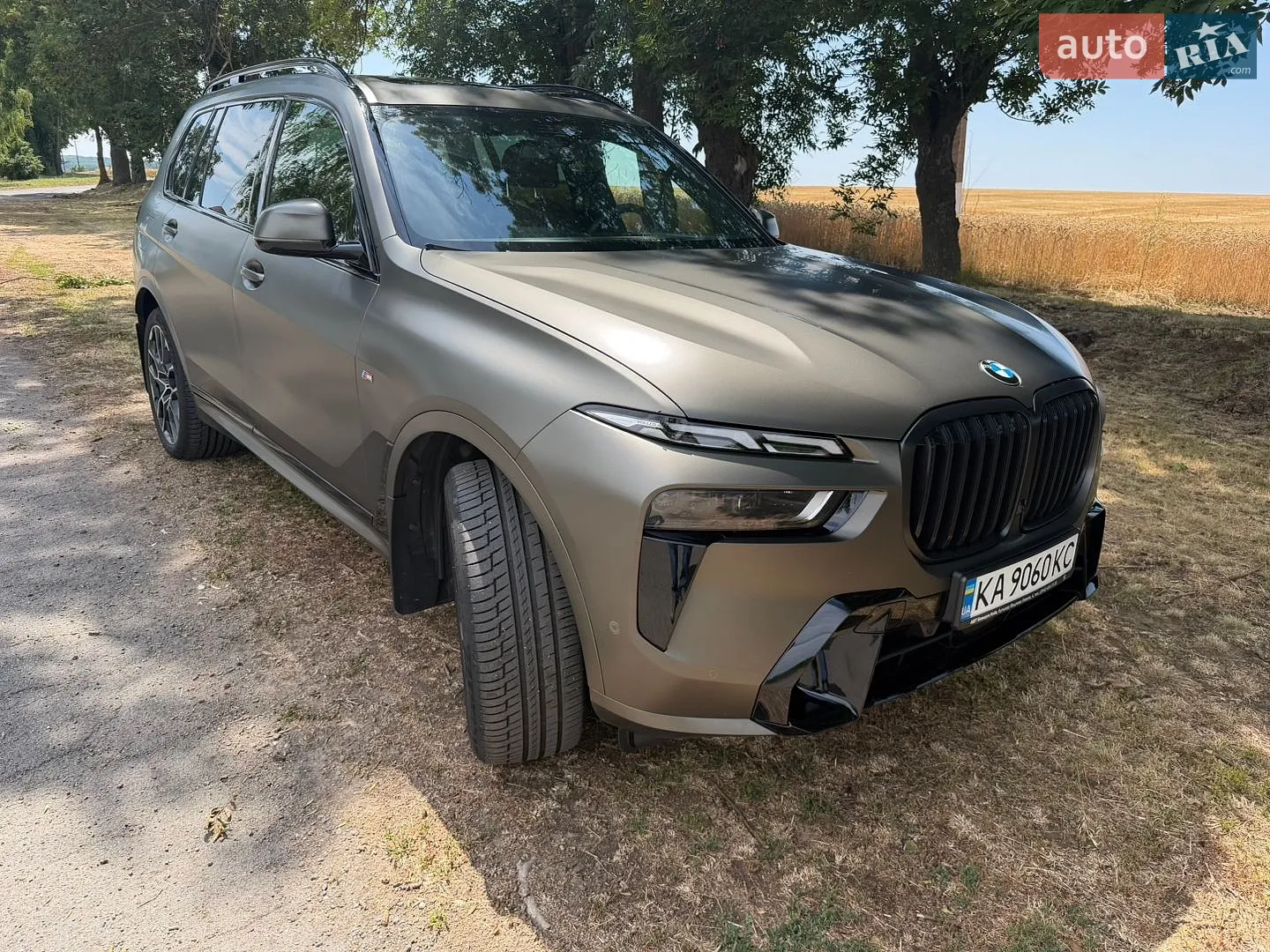 2022 BMW X7 - фото 1