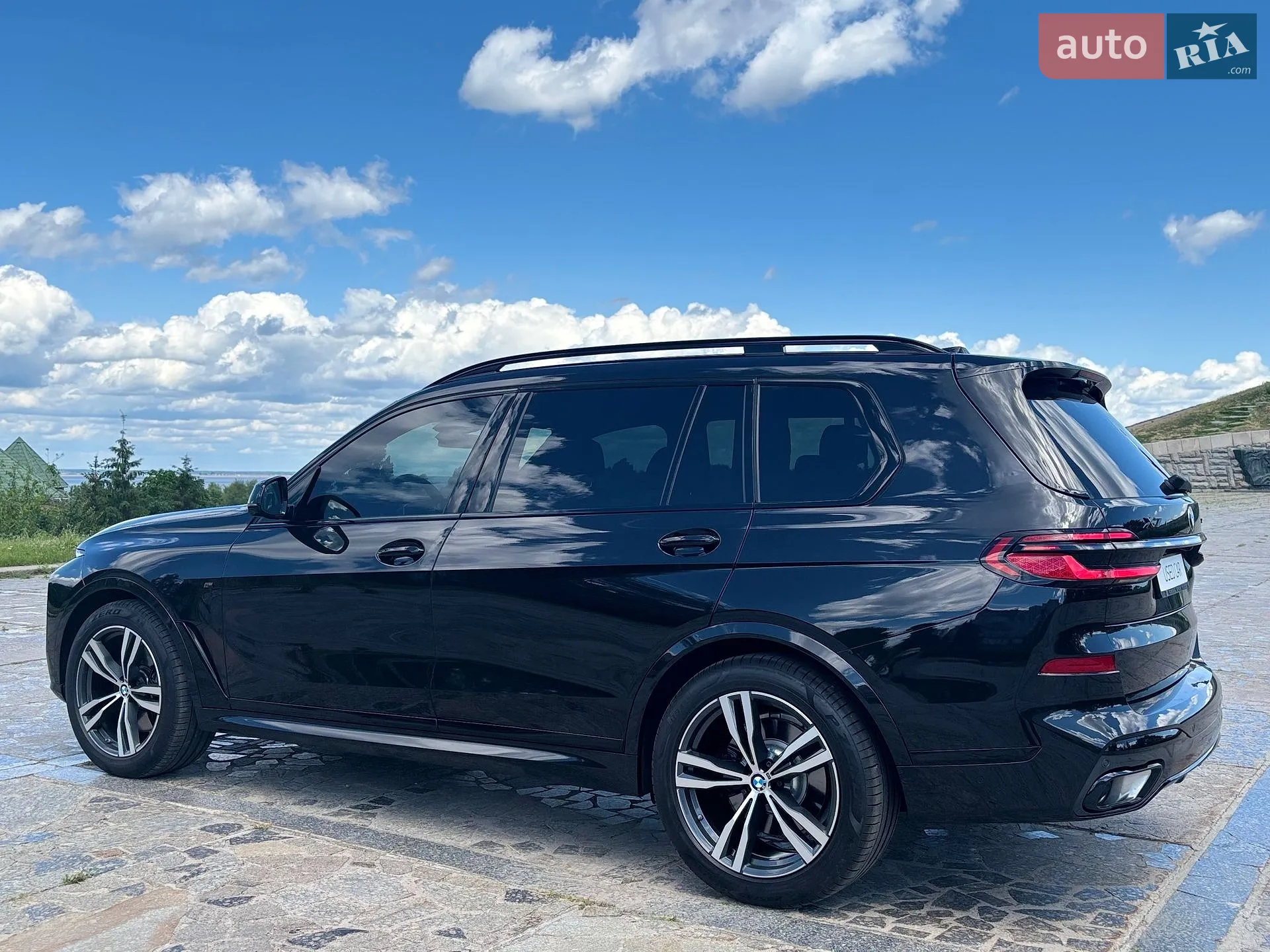 2023 BMW X7 - мініатюра 10