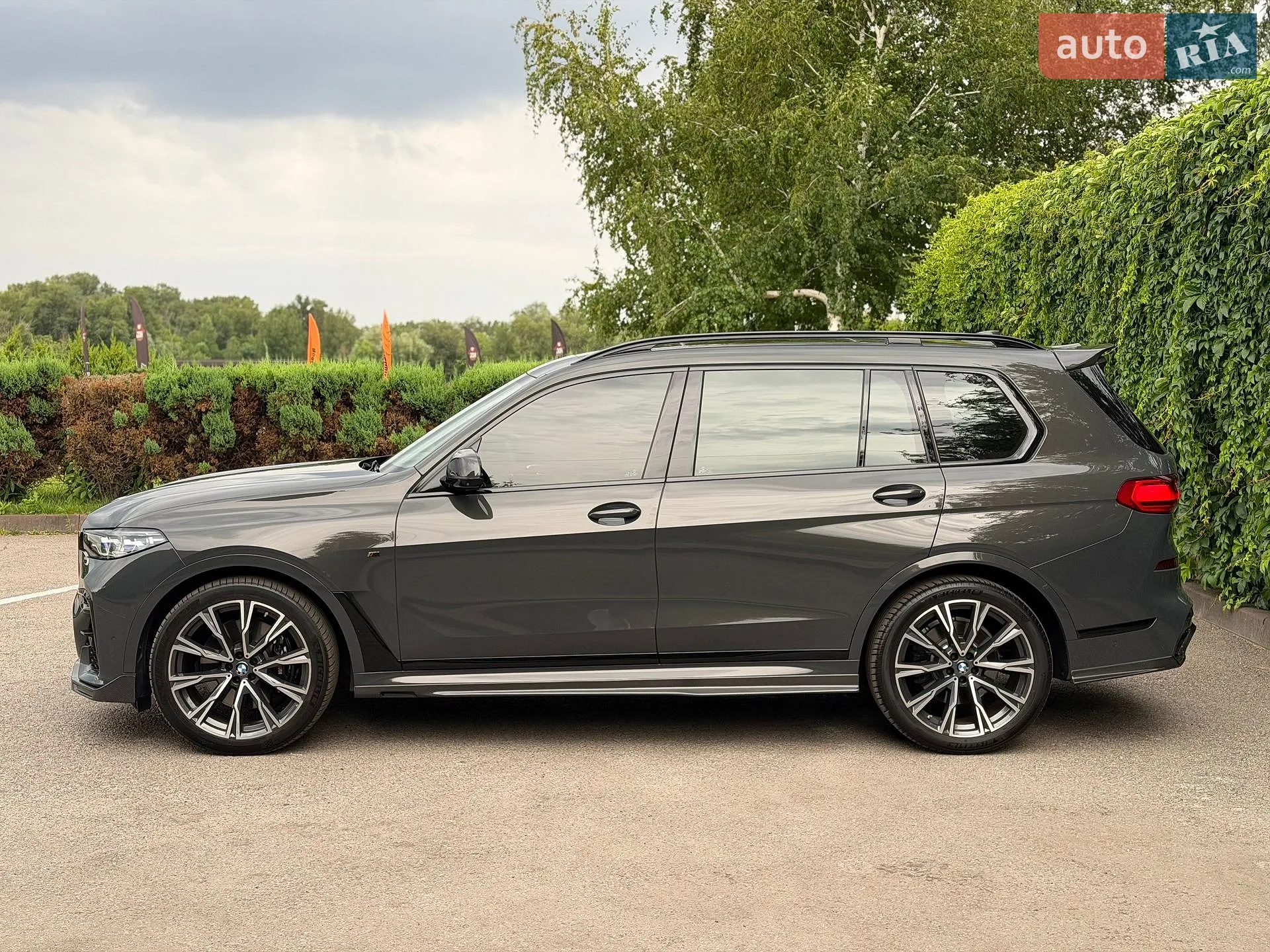 2022 BMW X7 - мініатюра 3