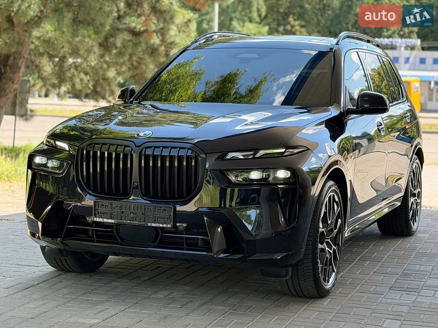 2023 BMW X7 - мініатюра 3